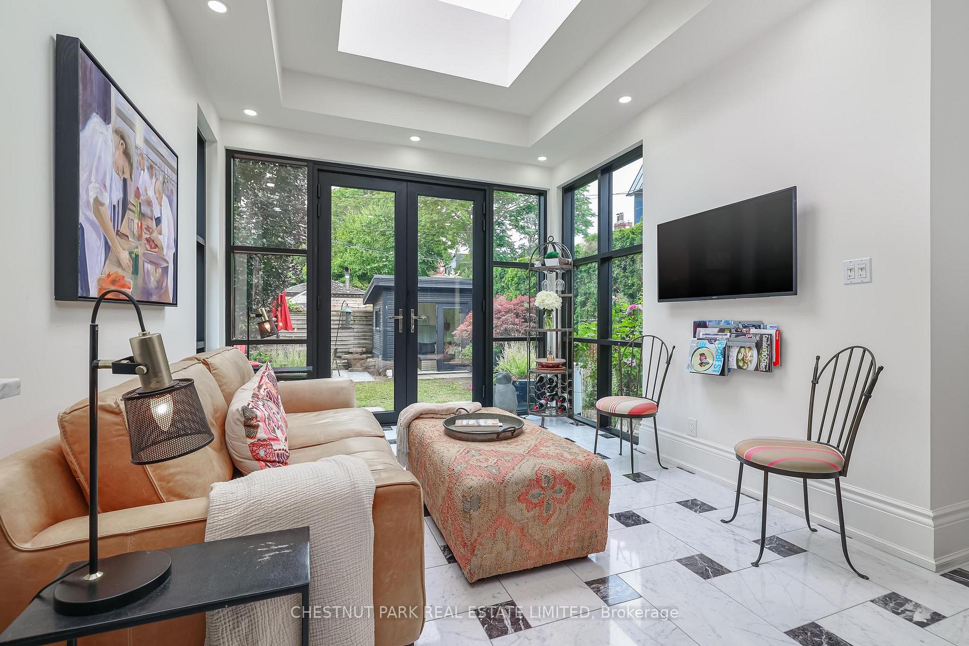 3 Bedroom Single Family Home/House's Image 12