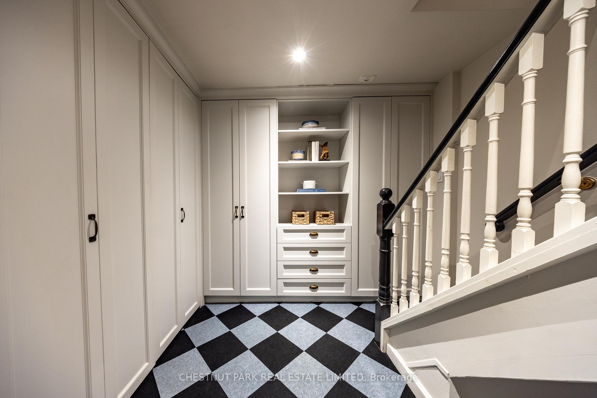 3 Bedroom Apartment/Flat's Image 31