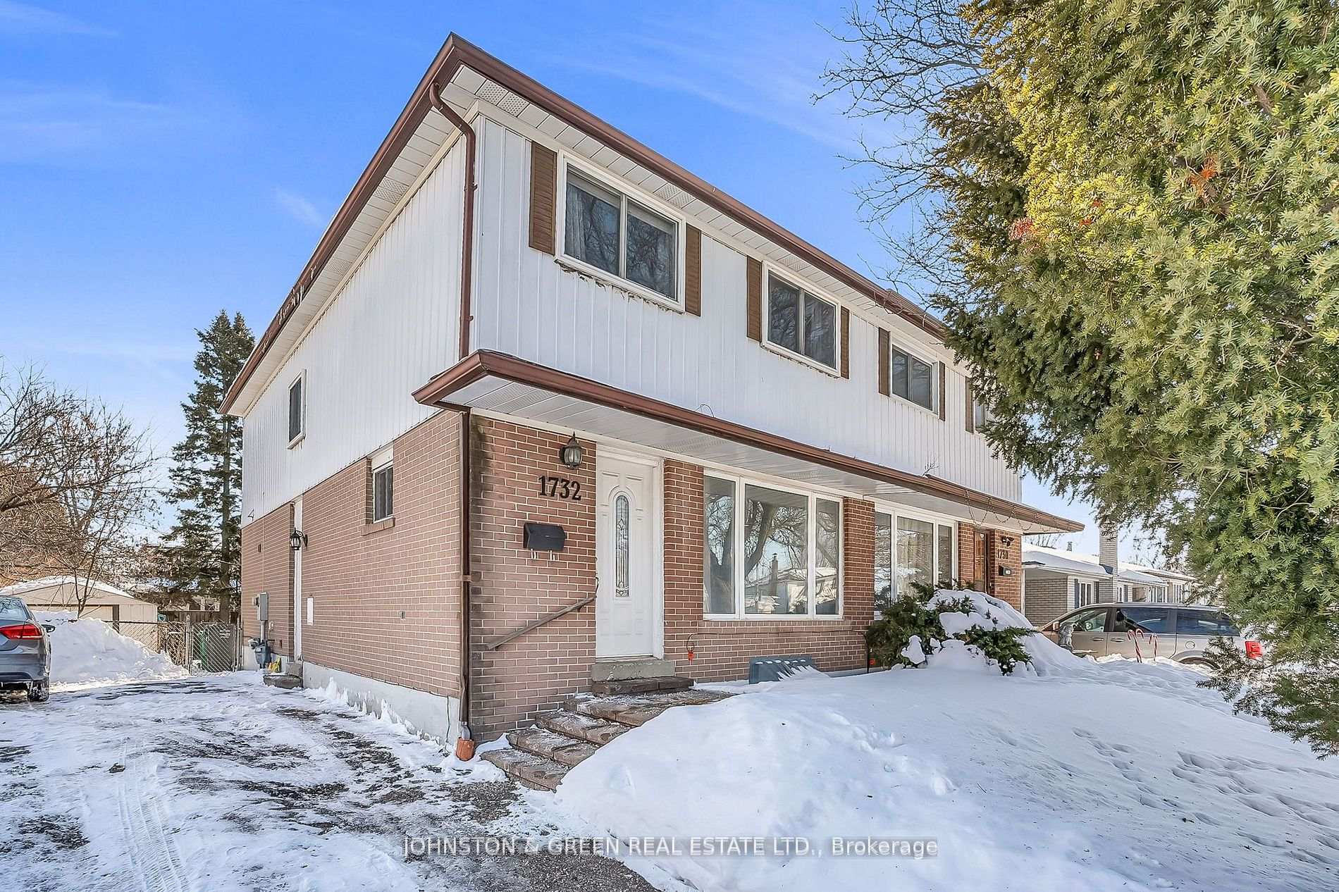 1732 Oberon Crescent Mississauga Ontario Canada Sale residential Matthew Maron Right at Home Realty, Brokerage*