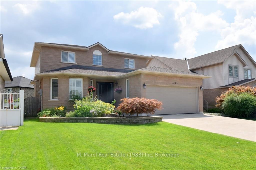 1223 Upper Paradise Road Hamilton Ontario Canada Rent residential Irene Kelleher Realty Network 100 Inc., Brokerage *