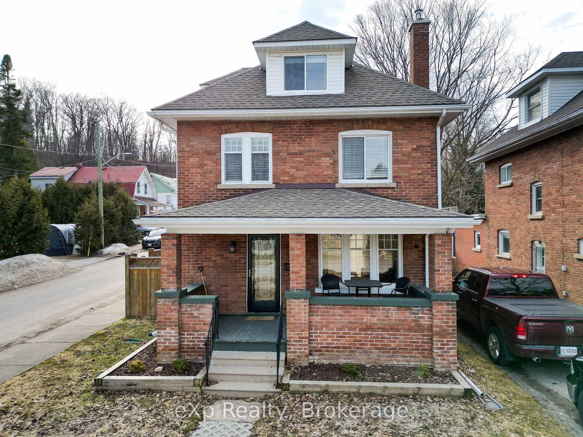 1144 4th Avenue W Owen Sound Ontario Canada Sale residential Dan Graham Wilfred Mcintee & Co. Ltd., Brokerage* (Southampton)