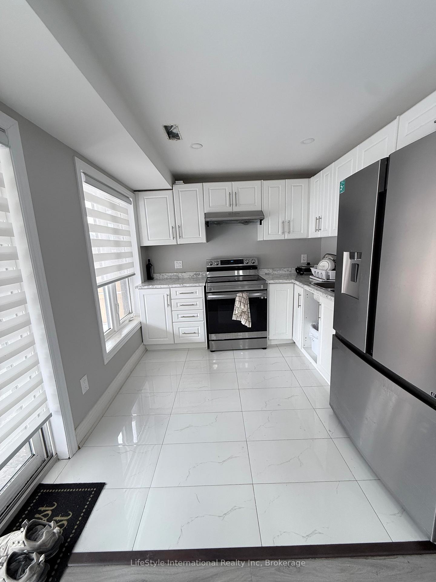 57 Keating Street Guelph Ontario Canada Rent residential Matthew Zaduk Lifestyle International Realty Inc., Brokerage