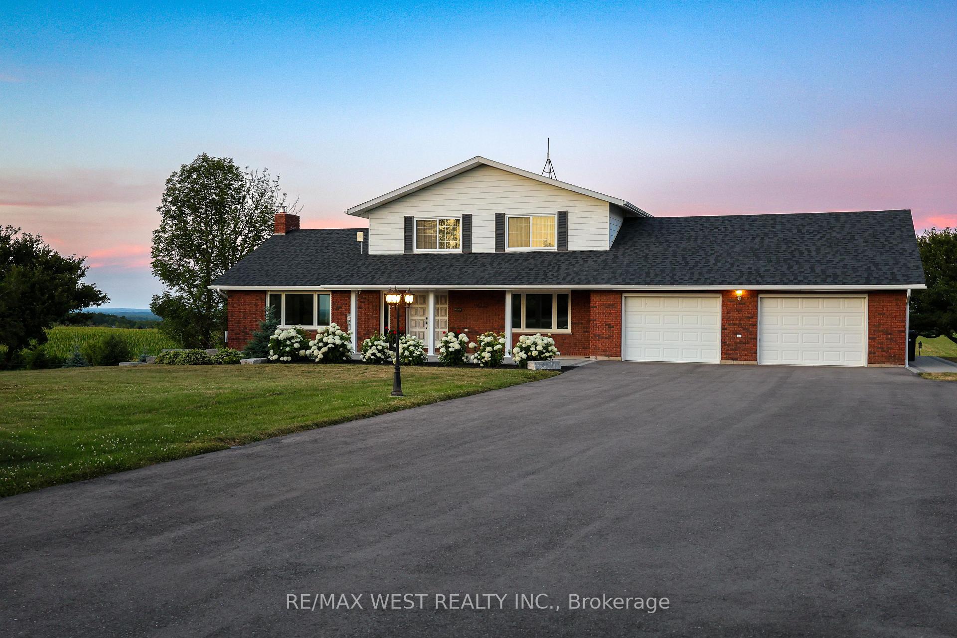 2219 County 42 Road Clearview Ontario Canada Sale residential Leo Weel RE/MAX Four Seasons Realty Ltd., Brokerage*