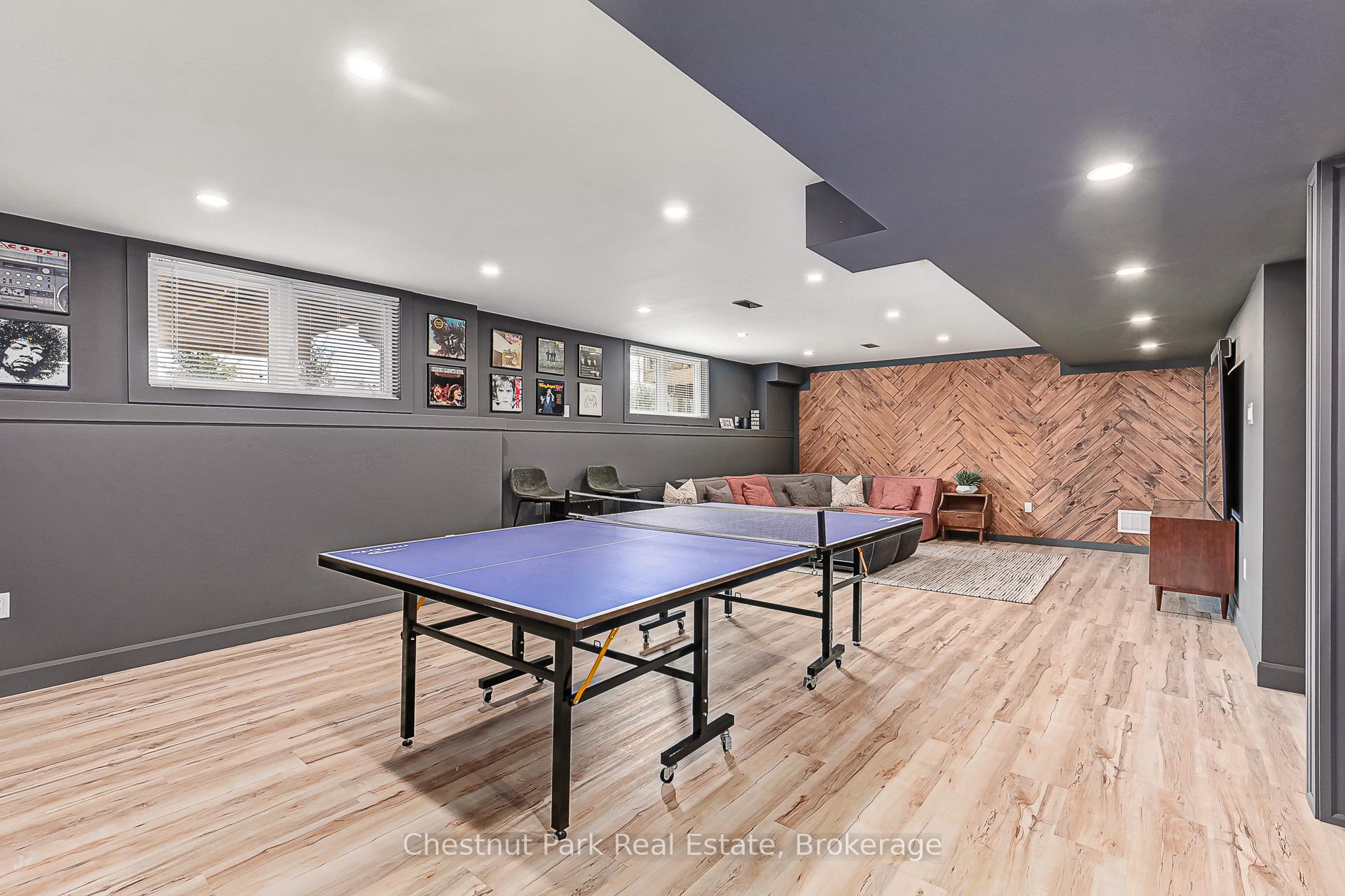 5 Bedroom Villa/Townhouse's Image 23