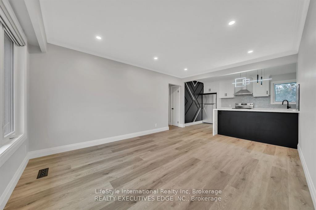 234 Stevenson Street N Guelph Ontario Canada Rent residential Matthew Zaduk Lifestyle International Realty Inc., Brokerage