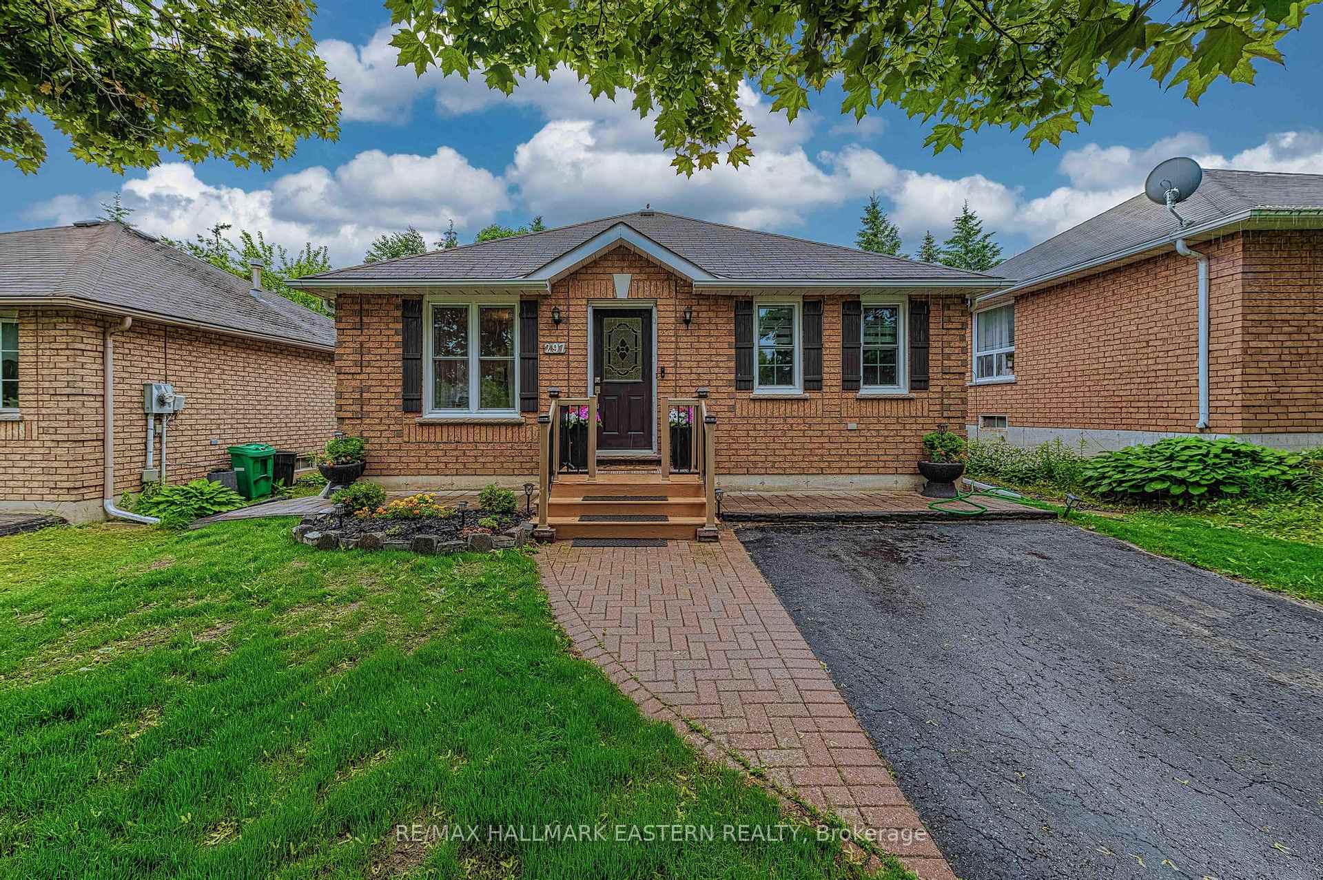 297 Towerhill Road Peterborough Ontario Canada Sale residential   HomeLife Preferred Realty Inc., Brokerage*