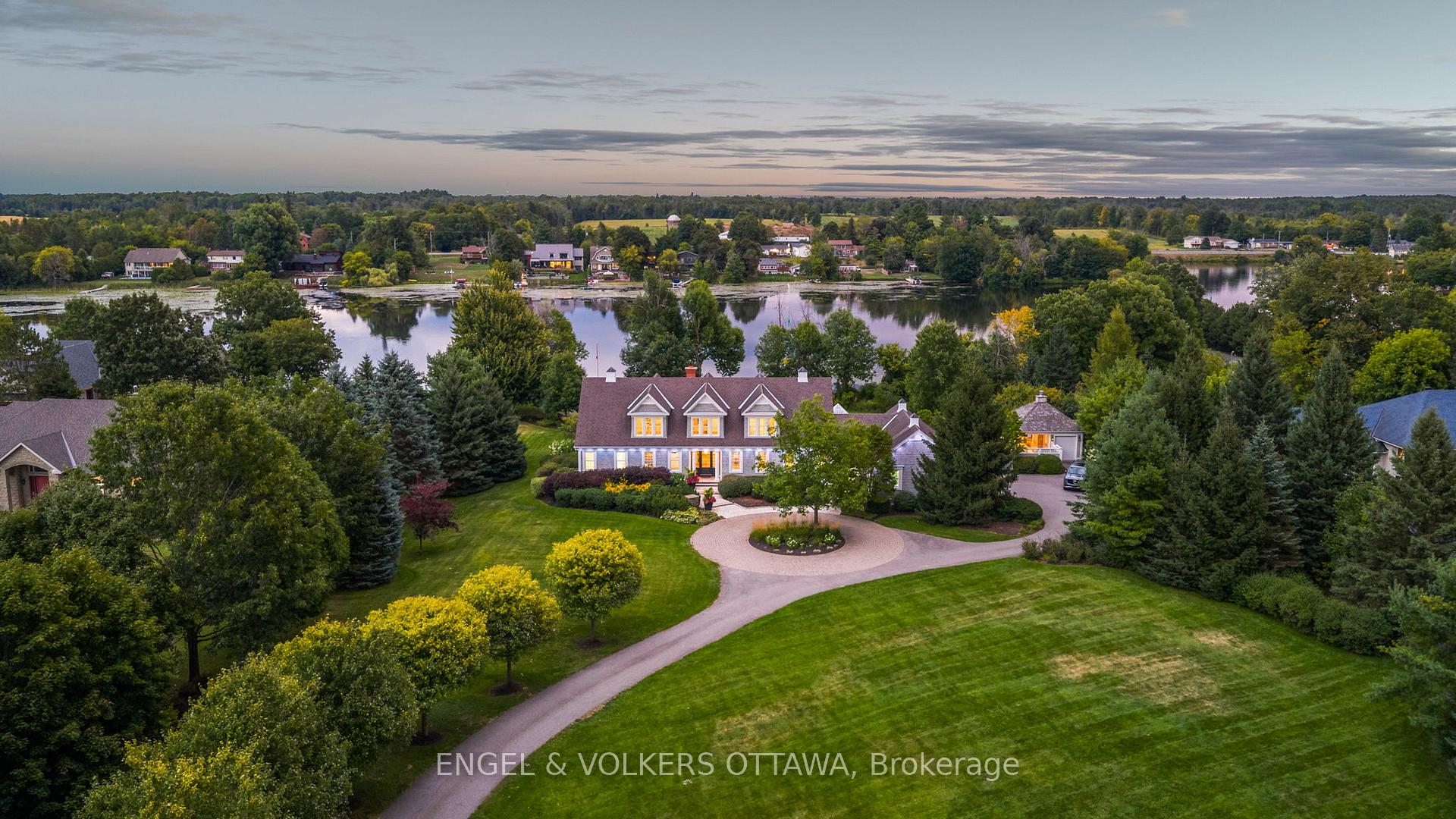6029 Rideau Valley Drive N Ottawa Ontario Canada Sale residential   Colleen Lyle Real Estate Team