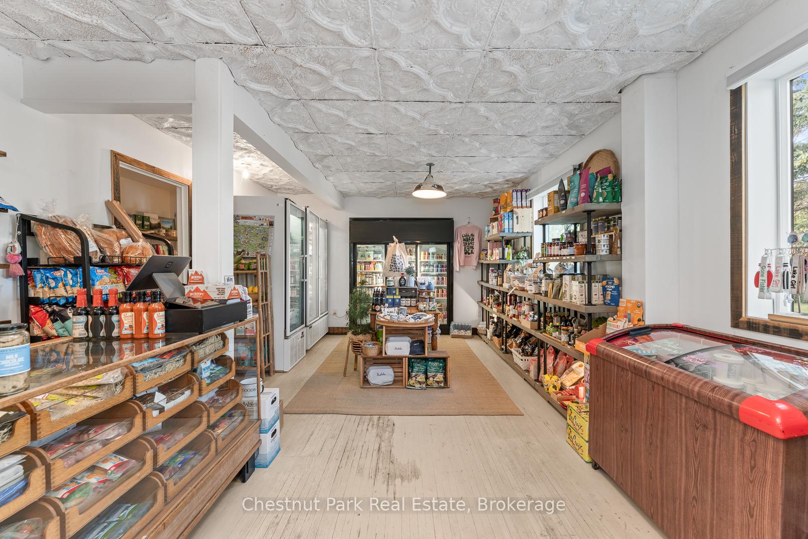 3 Bedroom Single Family Home/House's Image 7