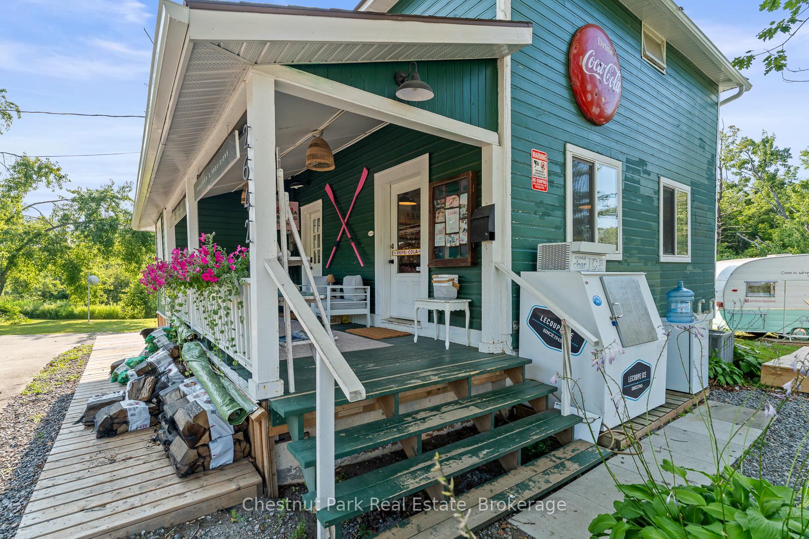 3 Bedroom Single Family Home/House's Image 4