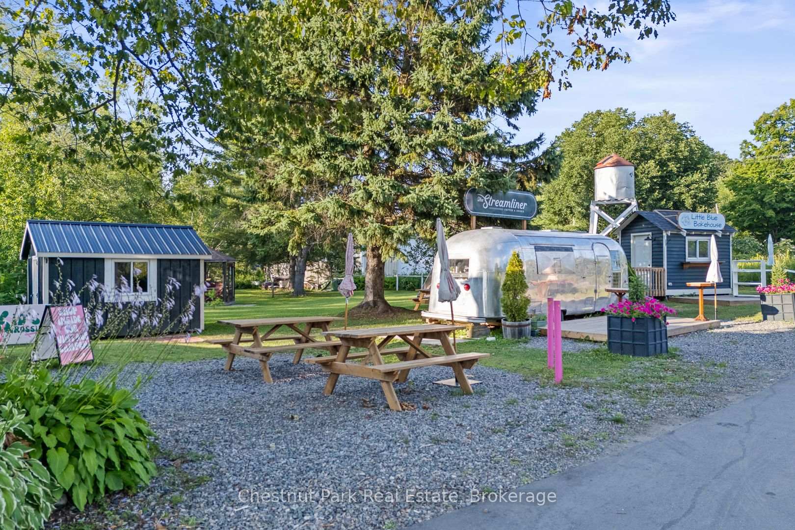 3 Bedroom Single Family Home/House's Image 32