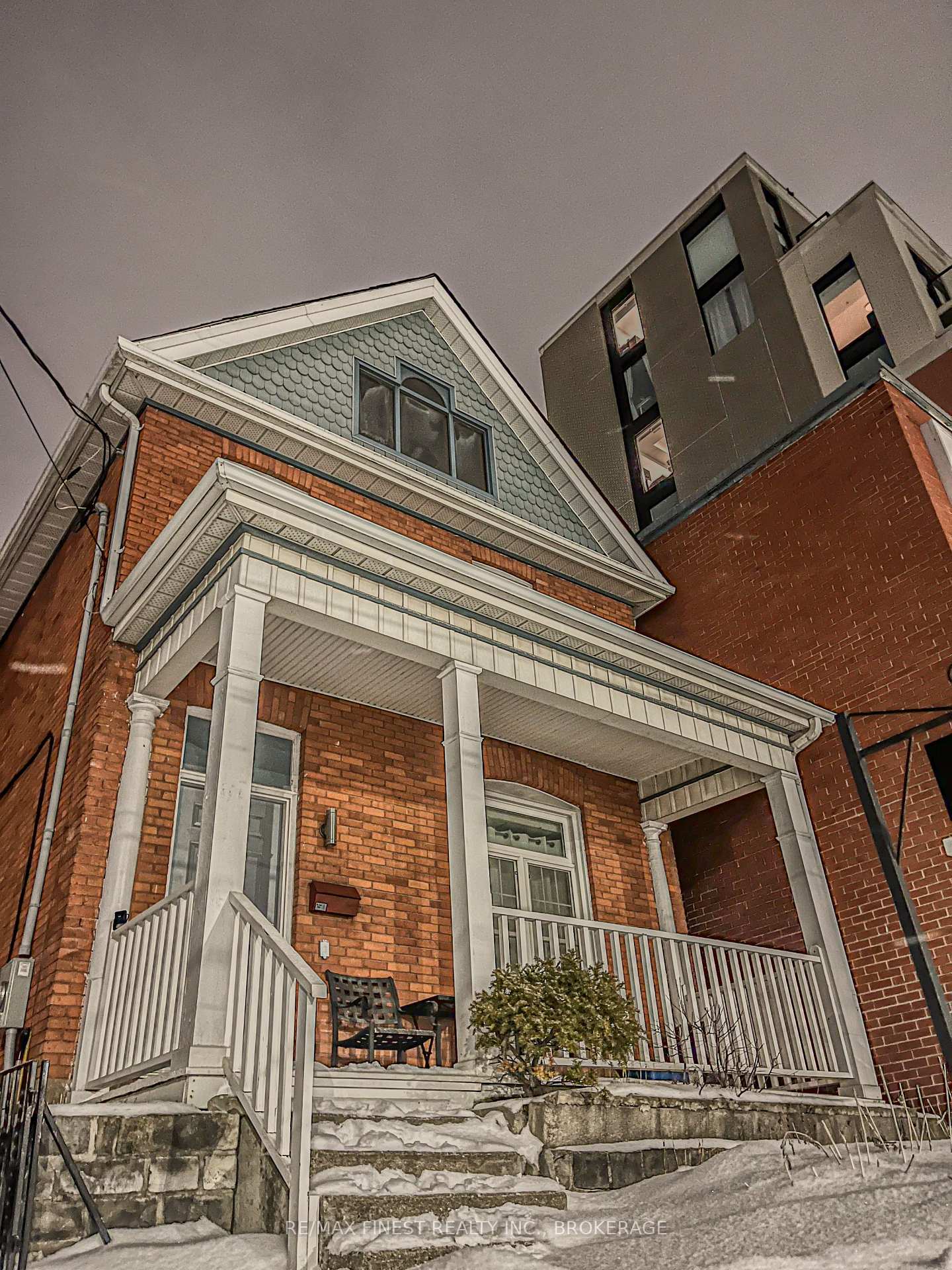 166 Queen Street Kingston Ontario Canada Sale commercial Team Tallen Royal LePage Proalliance Realty, Brokerage