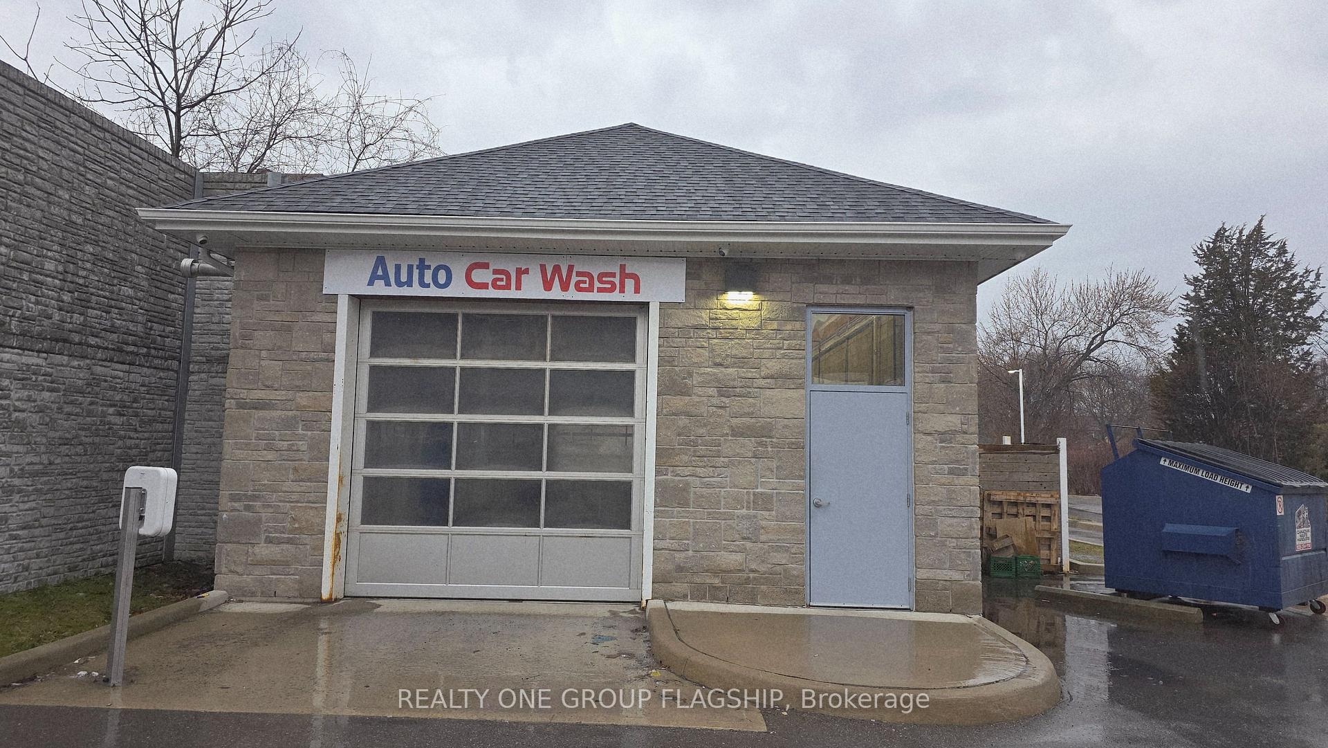 Car Wash Bldg - 4861 Victoria Avenue Niagara Falls Ontario Canada Lease commercial Hazem Zienelabdeen Realty ONE Group Flagship