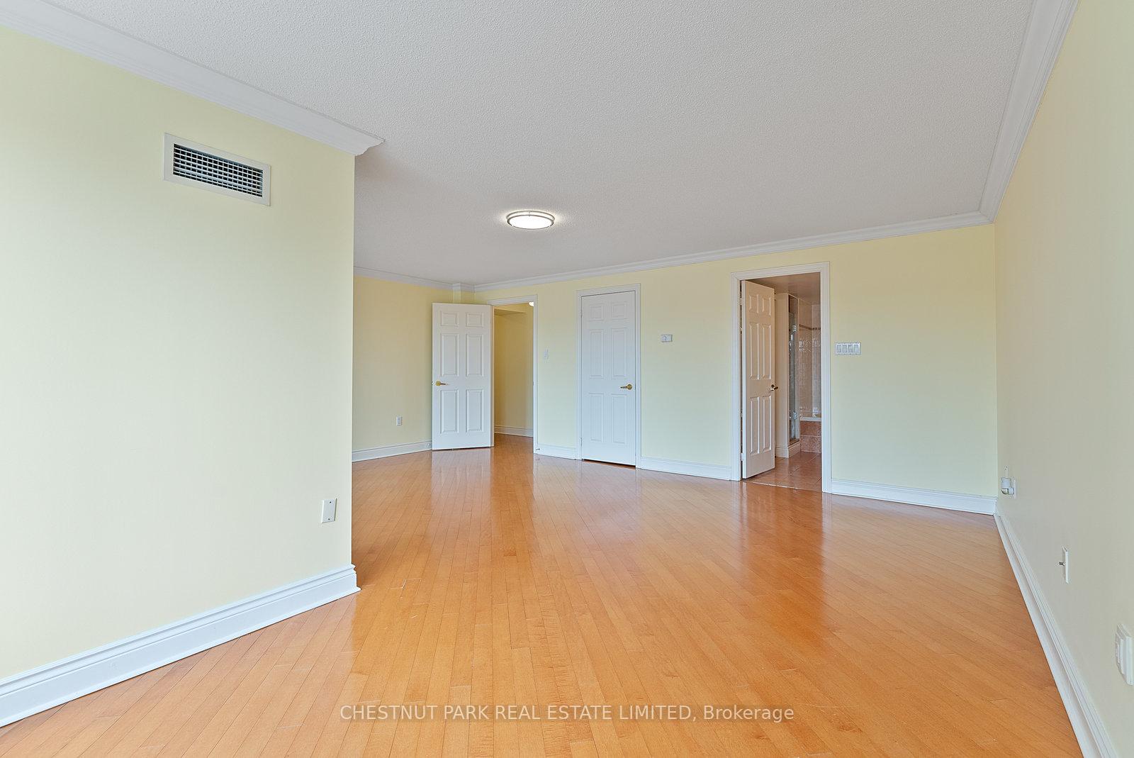3 Bedroom Apartment/Flat's Image 20