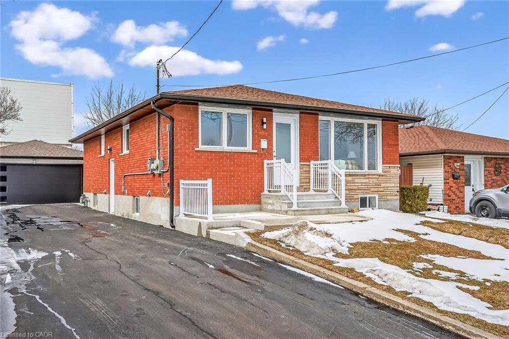 74 Victor Boulevard Hamilton Ontario Canada Sale residential Waldi Niburski Sutton Group Innovative Realty Inc., Brokerage*