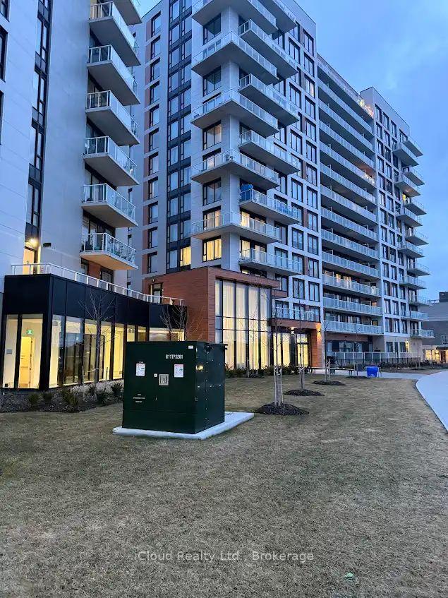 934 - 2 David Eyer Road Richmond Hill Ontario Canada Rent residential Jose Oscar Goncalves & Maria Domingues iCloud Realty Ltd. 