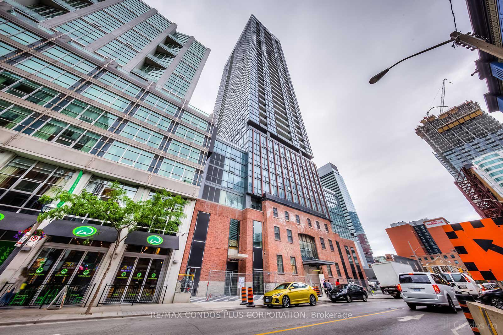 2010 - 88 Blue Jays Way Toronto Ontario Canada Sale residential Kathryn Long RE/MAX Condos Plus Corp., Brokerage*