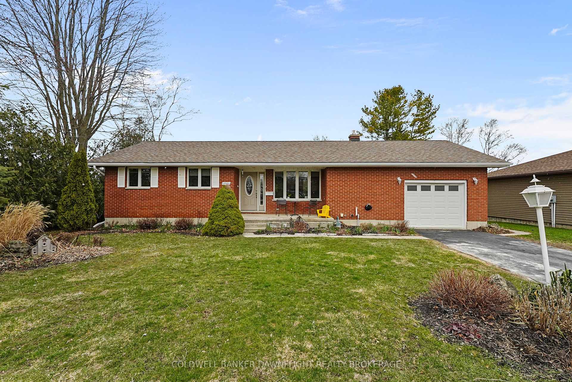 33960 Queen Street Bluewater Ontario Canada Sale residential Steve Riddell SUTTON GROUP - SMALL TOWN TEAM REALTY INC. BROKERAGE*