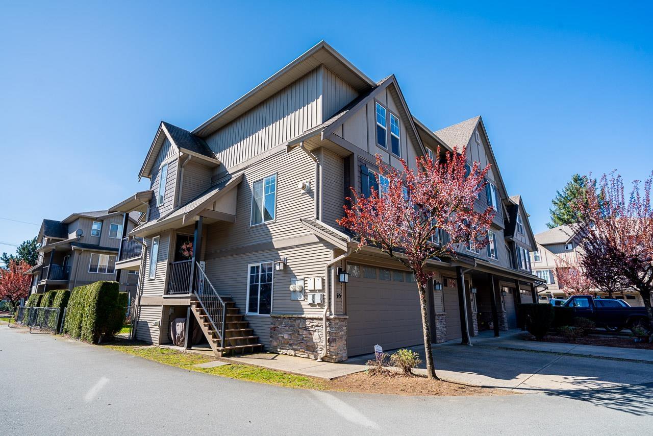 16 46321 CESSNA DRIVE|Chilliwack Chilliwack British Columbia Canada Sale residential Nadine Brunelle Pathway Executives Realty Inc.