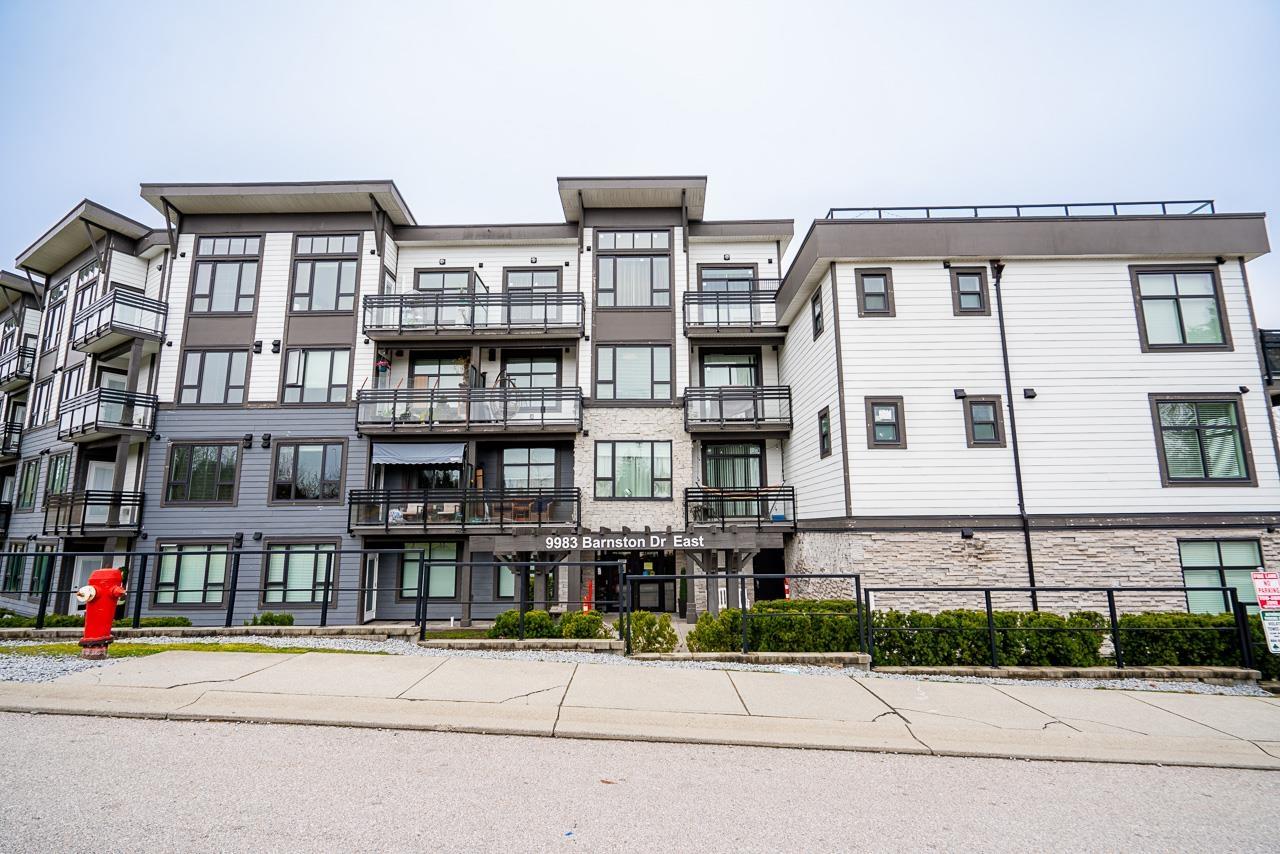 301 9983 E BARNSTON DRIVE Surrey British Columbia Canada Sale residential Don McParland HomeLife Benchmark Titus Realty