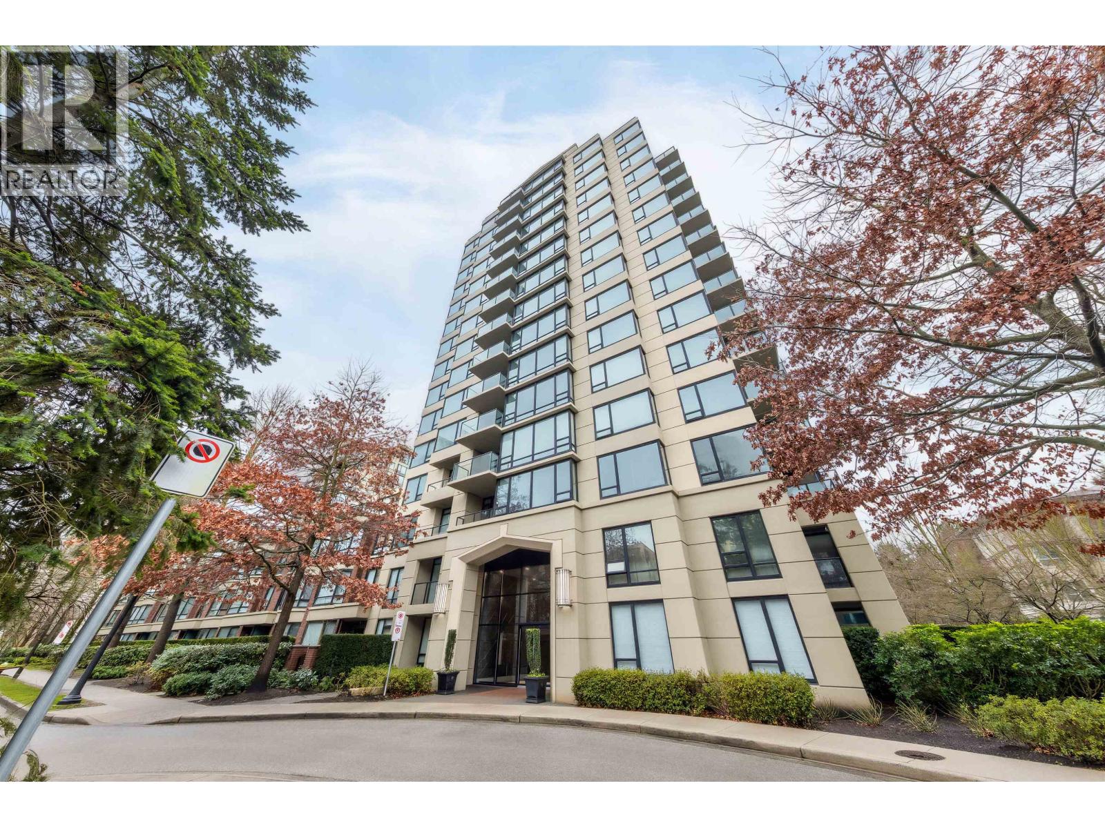 1601 9180 HEMLOCK DRIVE Richmond British Columbia Canada Sale residential Rimpy Bal HomeLife Benchmark Realty Corp.