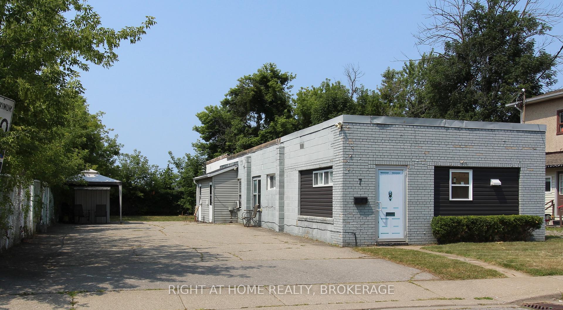 7 Beech Street St. Catharines Ontario Canada Sale residential Neeraj Garg Right at Home Realty, Brokerage*