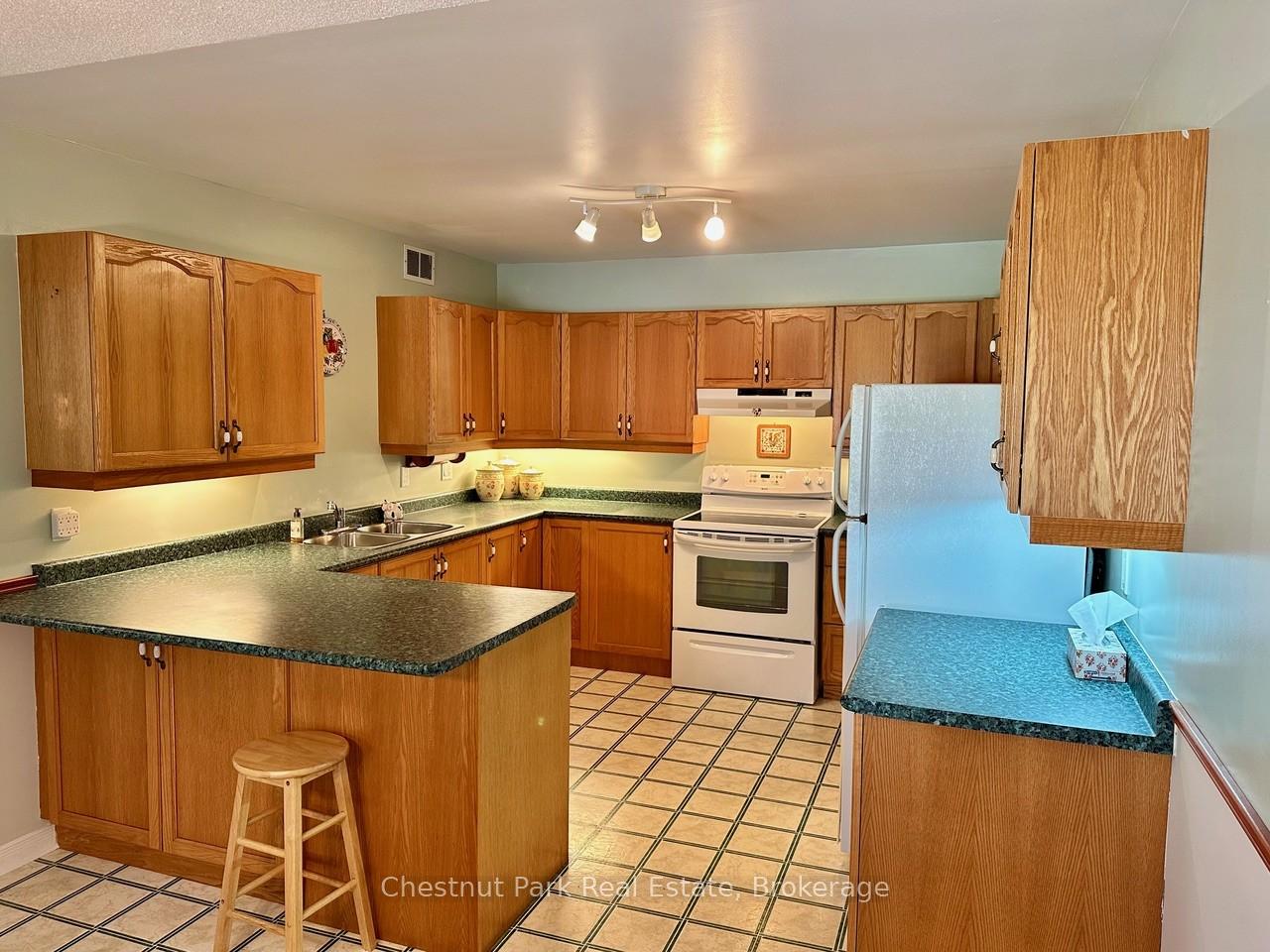 2 Bedroom Single Family Home/House's Image 9