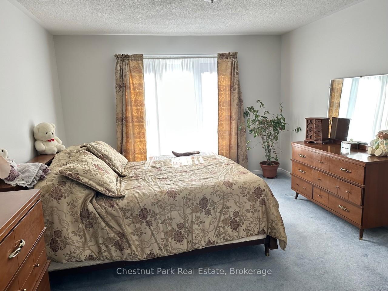 2 Bedroom Single Family Home/House's Image 4