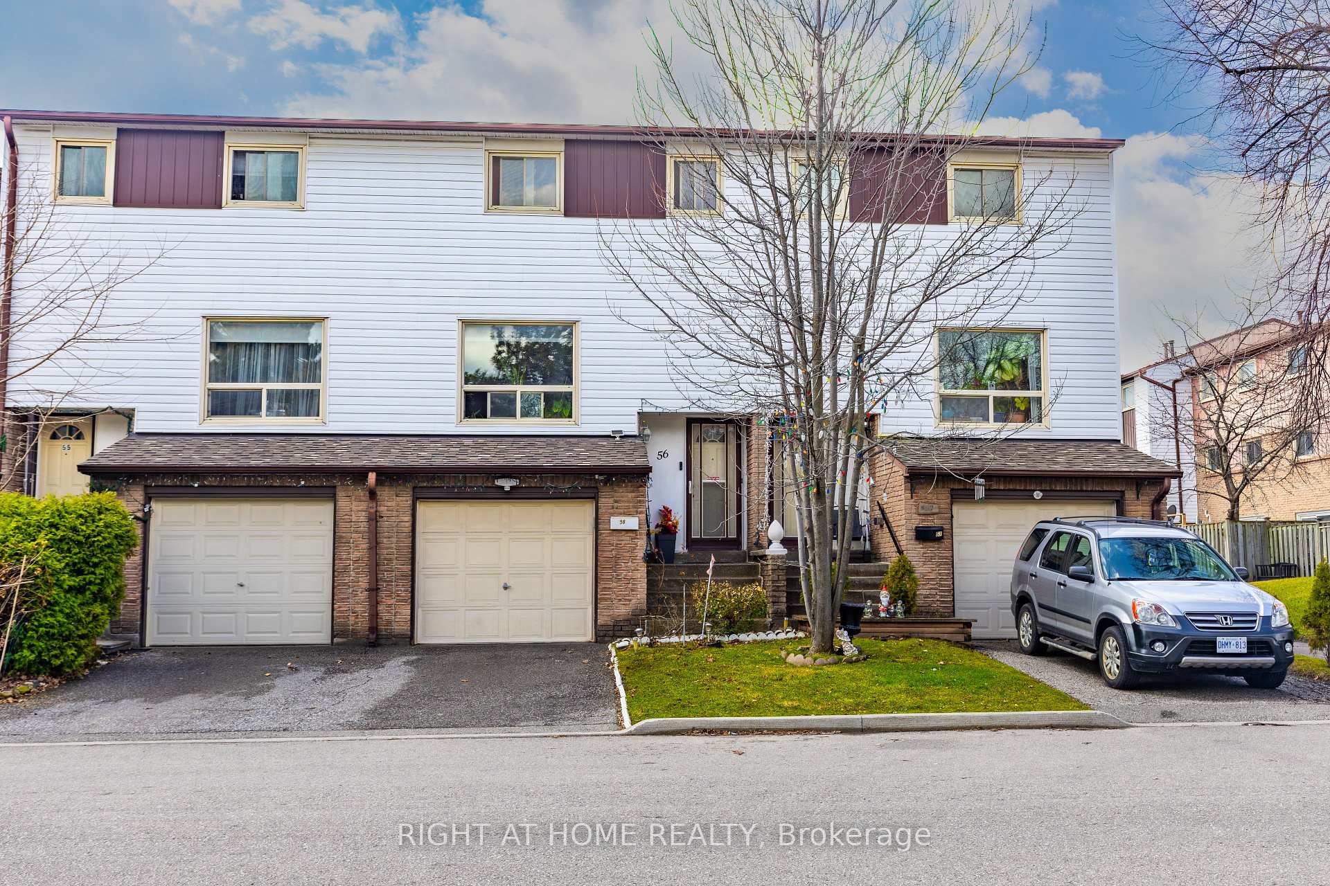 56 - 1221 Dundix Rd Road Mississauga Ontario Canada Sale residential ELLEN IAKOVLEVA Right at Home Realty, Brokerage*