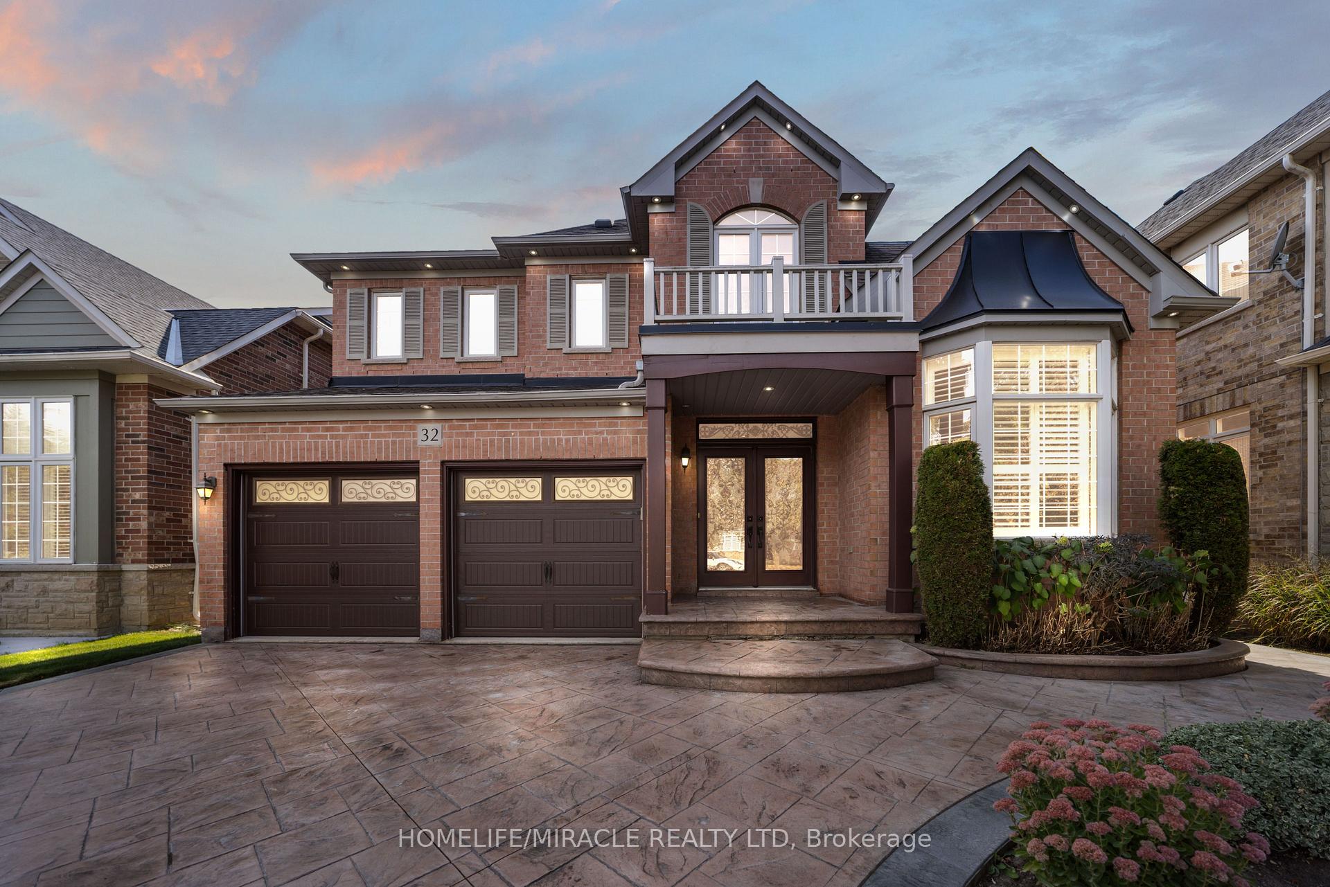 32 Xavier Court Brampton Ontario Canada Sale residential Dhaval Shah HomeLife/Miracle Realty Ltd., Brokerage *