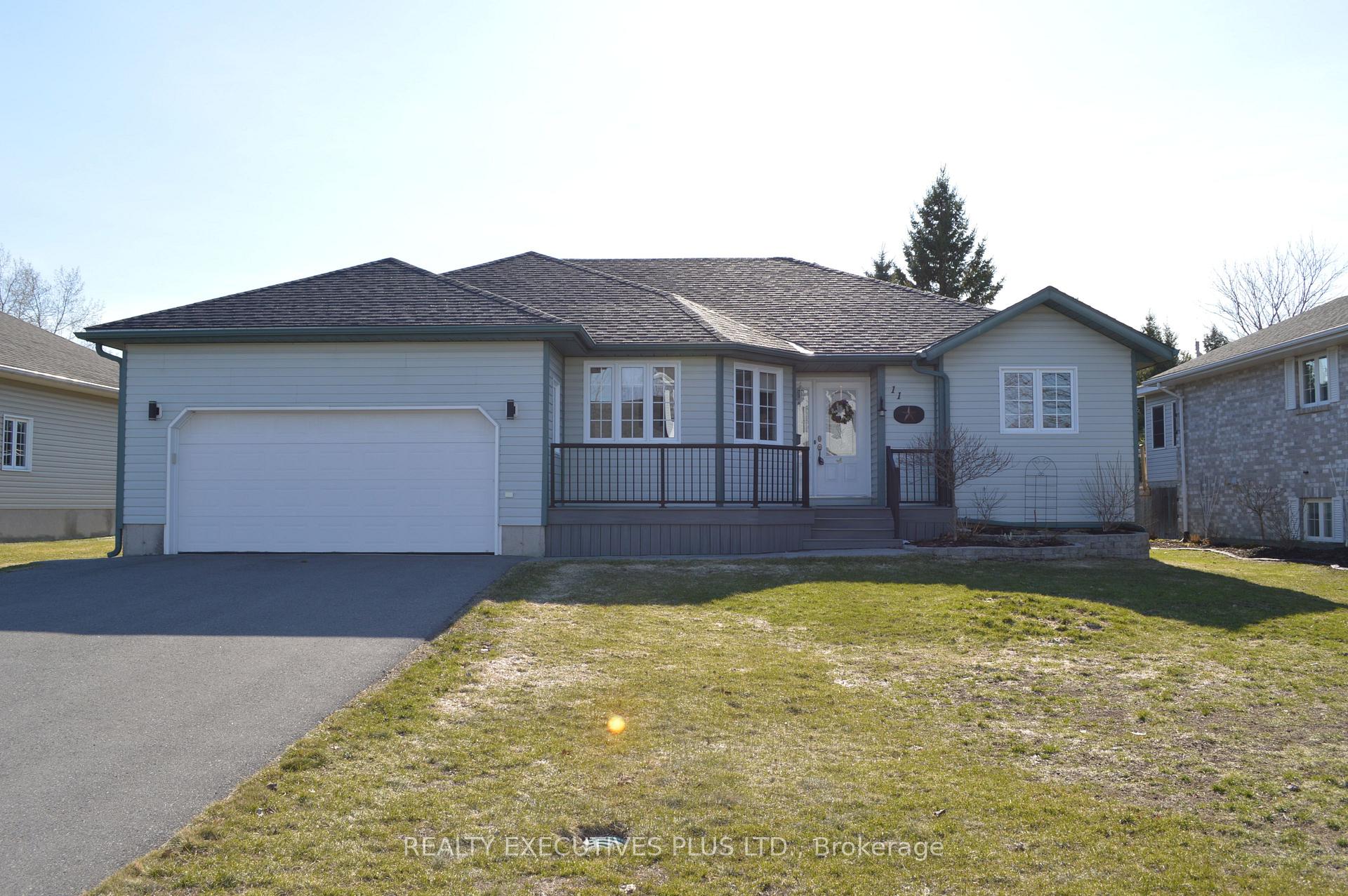 11 Grove Street South Dundas Ontario Canada Sale residential   Realty Executives Plus Ltd. Brokerage*
