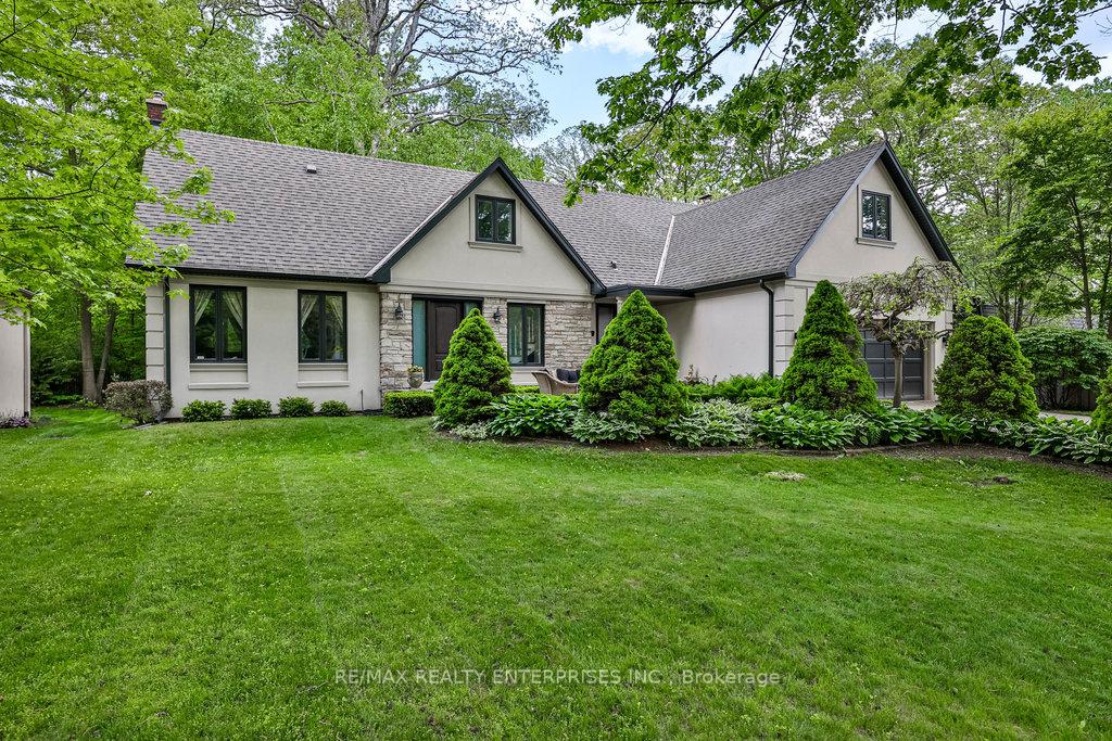208 Mineola Road W Mississauga Ontario Canada Sale residential Elena Vankevich Brokerage Information: Not available, please contact website owner