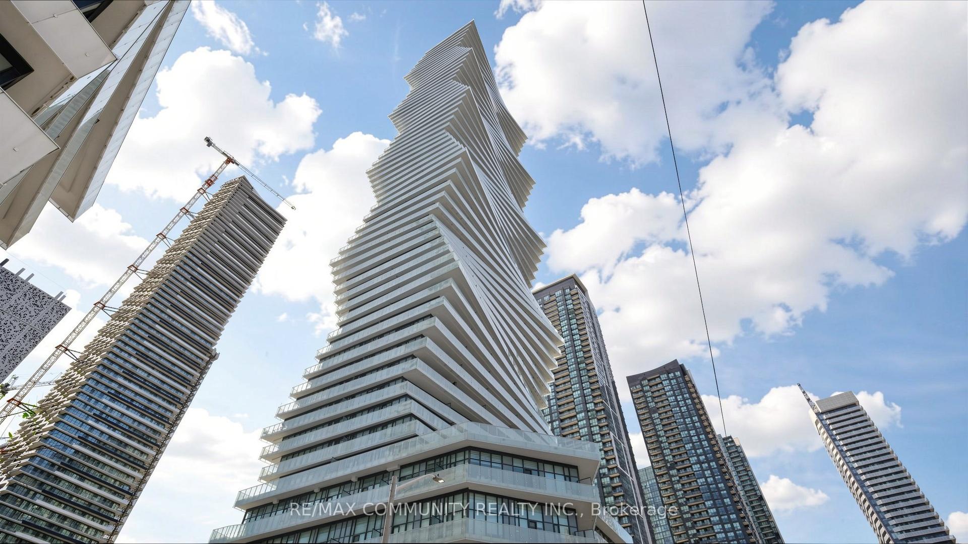 604 - 3900 Confederation Parkway Mississauga Ontario Canada Sale residential Tharsh Kailayapillai RE/MAX COMMUNITY REALTY INC., Brokerage*
