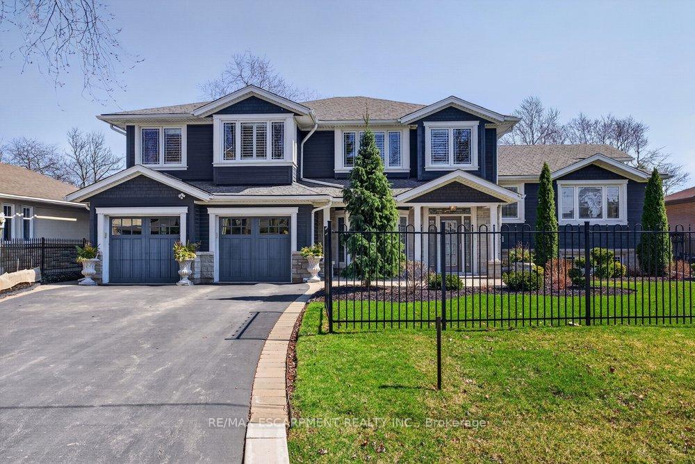 1374 Secord Avenue Oakville Ontario Canada Sale residential Jeffrey Vella Sutton Group-Summit Realty Inc., Brokerage*
