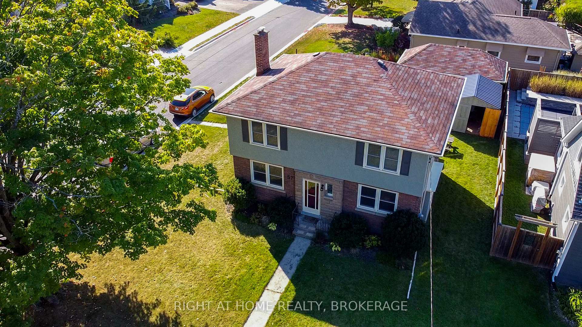 57 Edgar Street Welland Ontario Canada Sale residential Neeraj Garg Right at Home Realty, Brokerage*