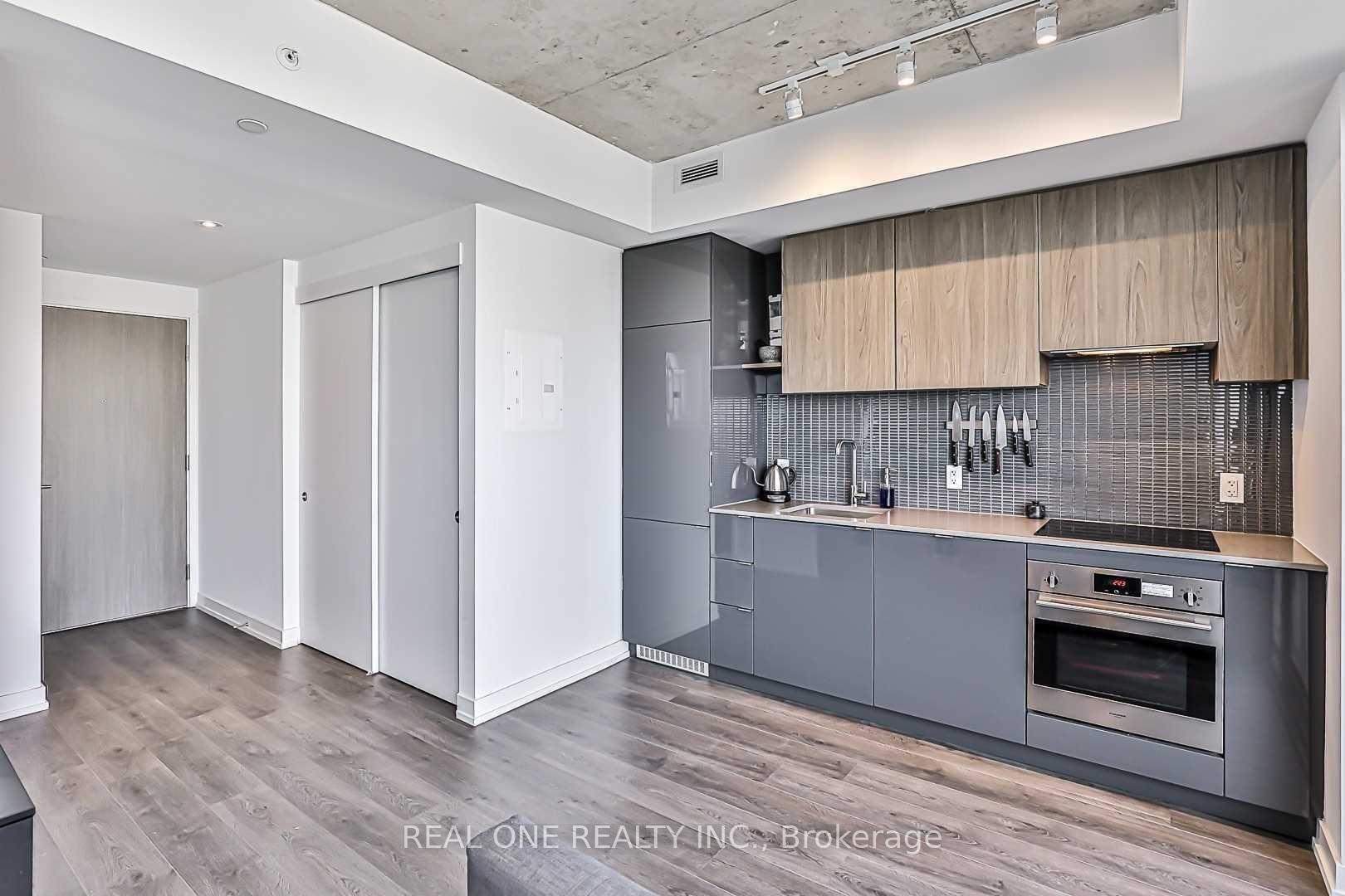 1104 - 161 Roehampton Avenue Toronto Ontario Canada Rent residential The Condo Experts RE/MAX Millennium Real Estate, Brokerage*