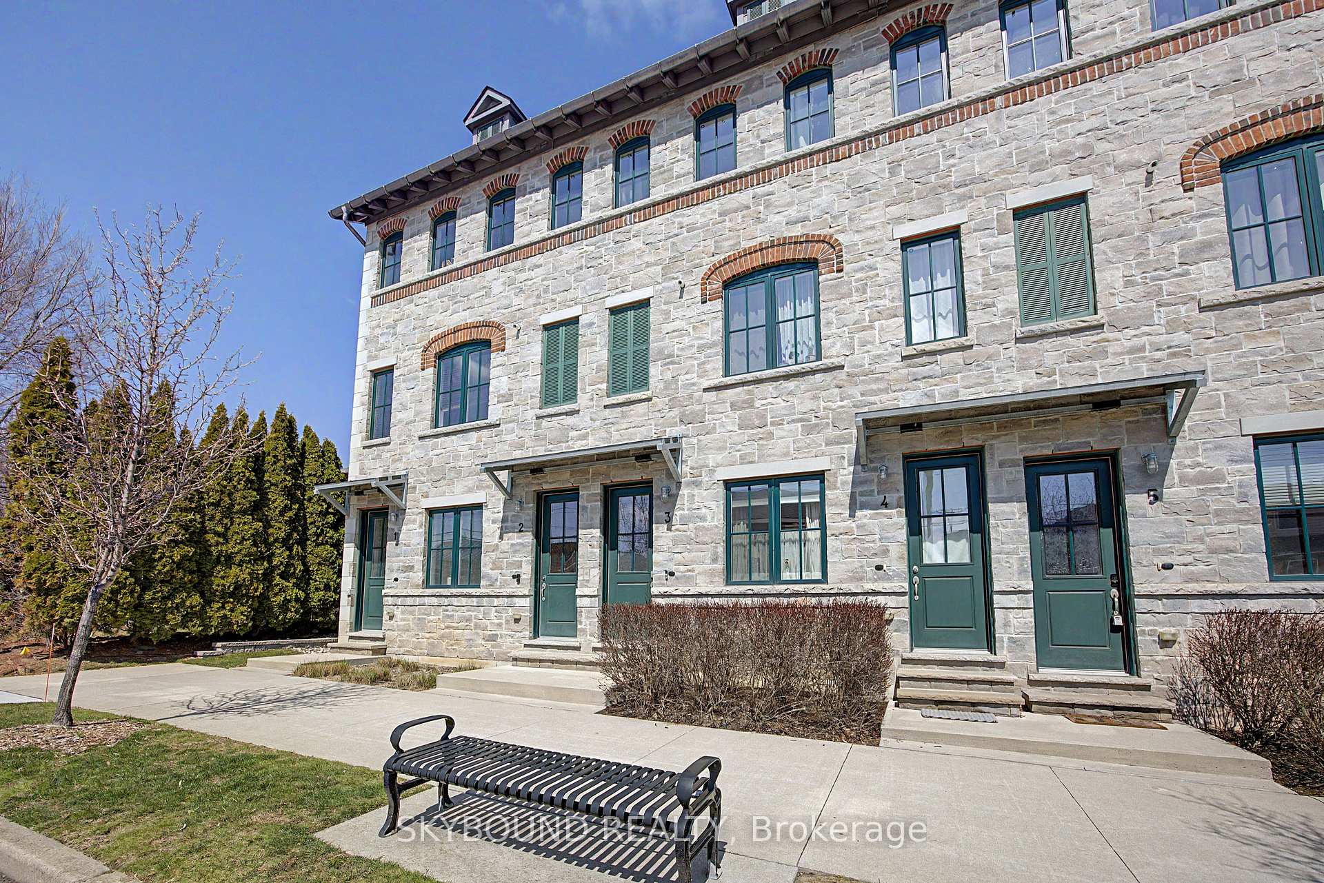 3 - 290 Barton Street W Hamilton Ontario Canada Sale residential   Skybound Realty, Brokerage 