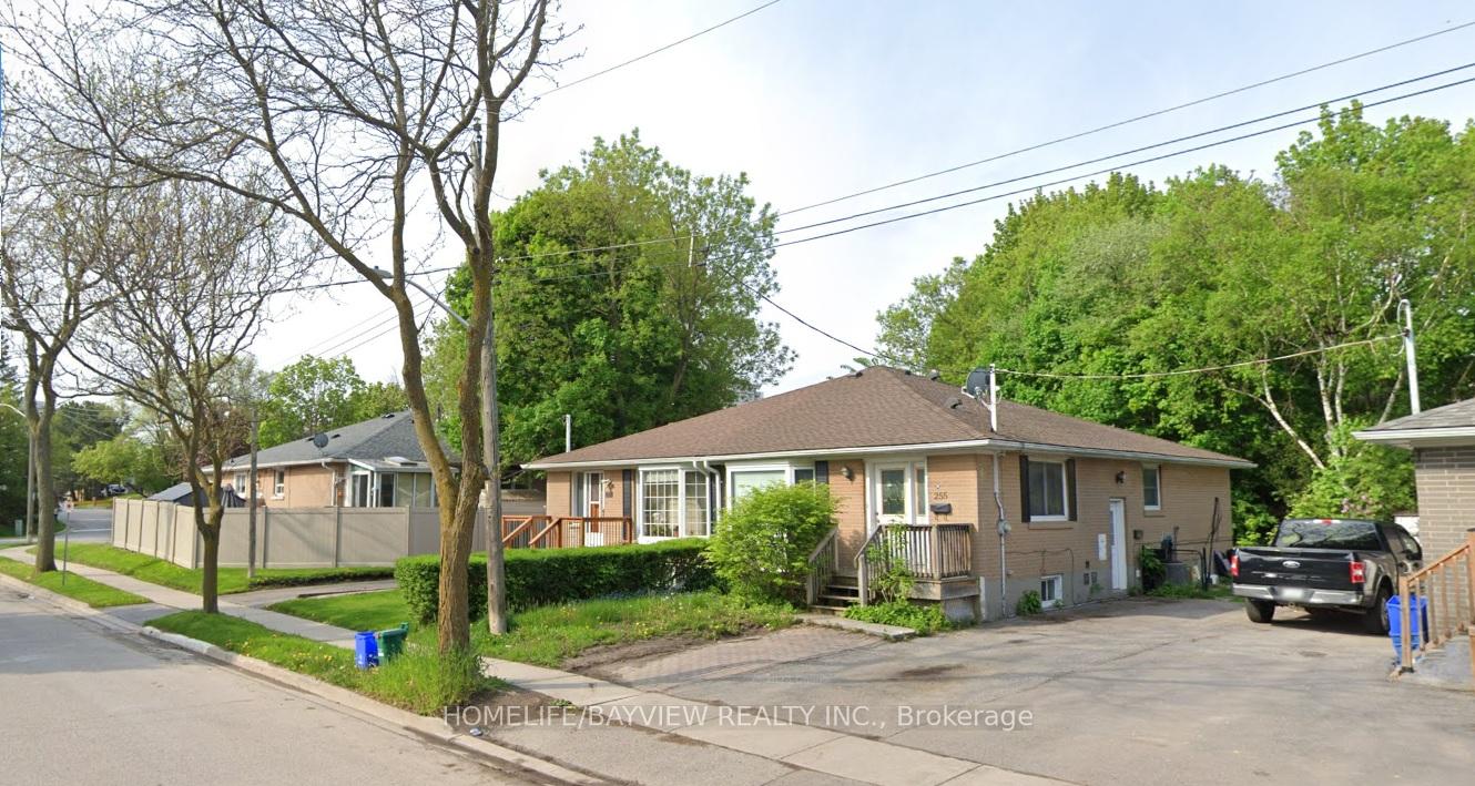 255 Penn Avenue Newmarket Ontario Canada Rent residential JOHN MAUGERI HomeLife/Bayview Realty Inc., Brokerage*