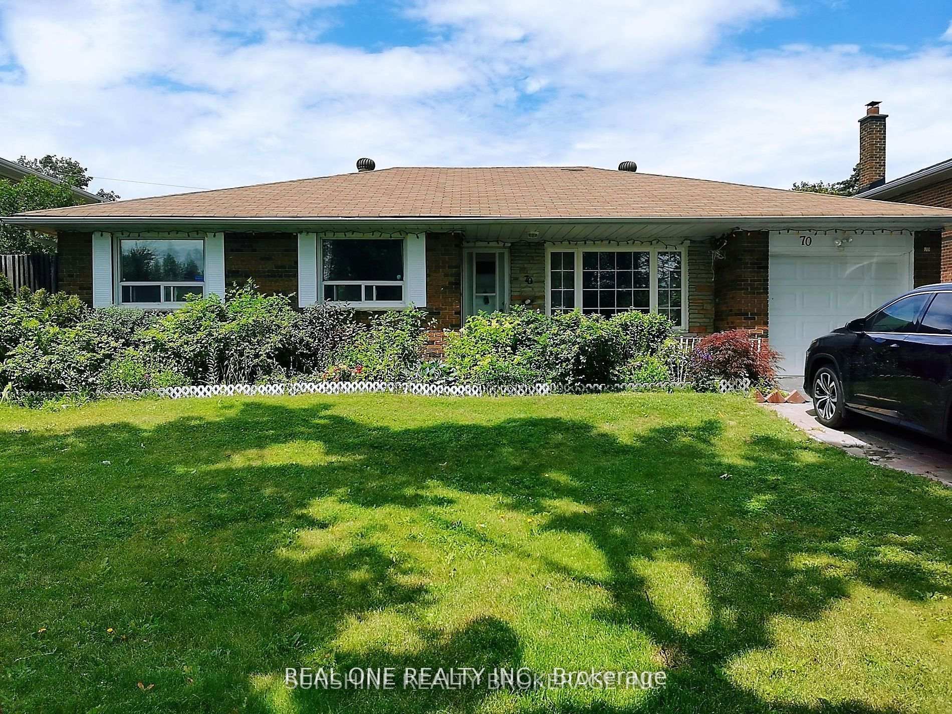 70 Southdale Drive Markham Ontario Canada Rent residential   Sunshine Realty Brokerage Inc.