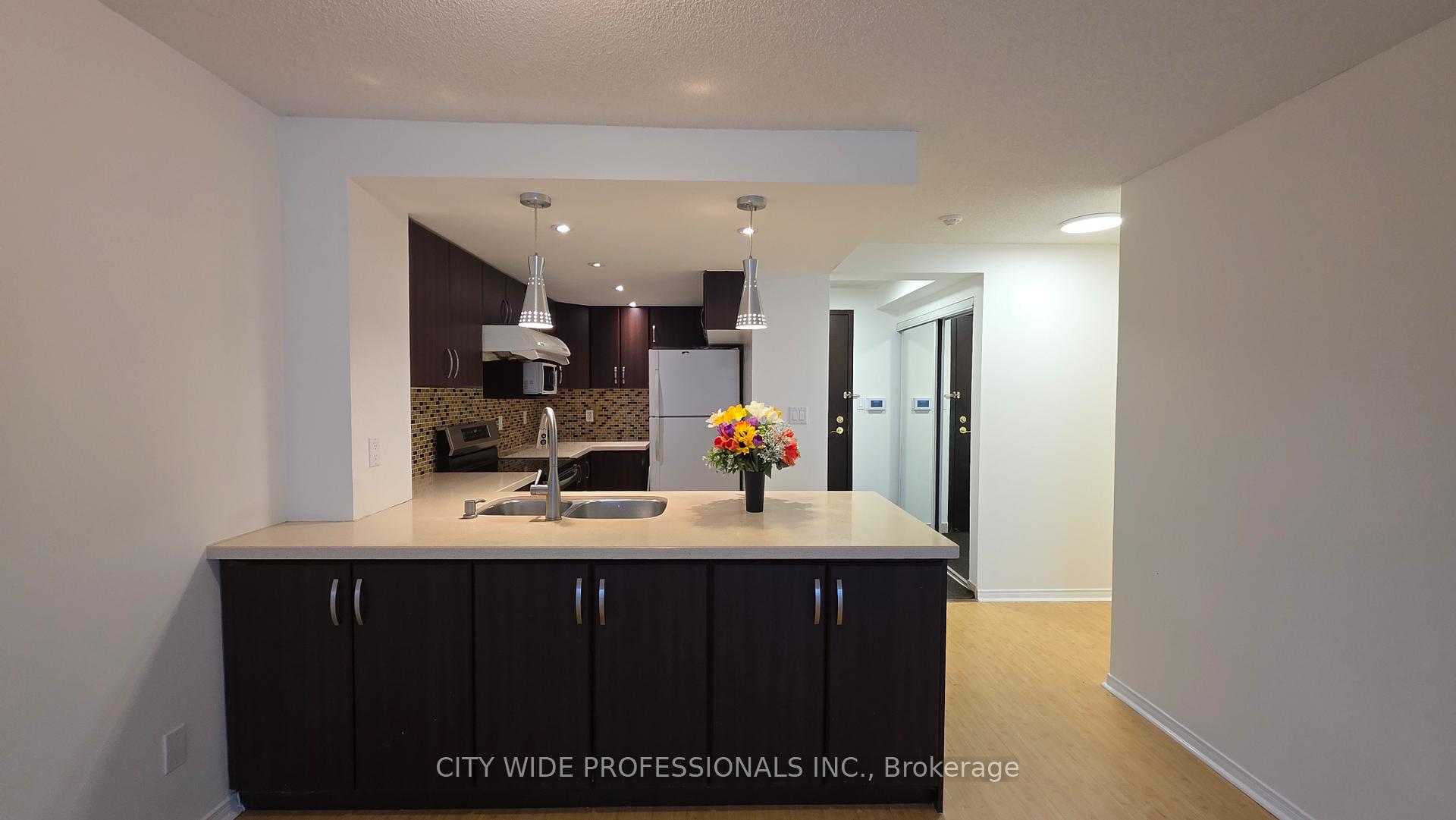 202 - 28 Hollywood Avenue Toronto Ontario Canada Sold residential Ruby Malik RE/MAX Realty Specialists Inc., Brokerage *