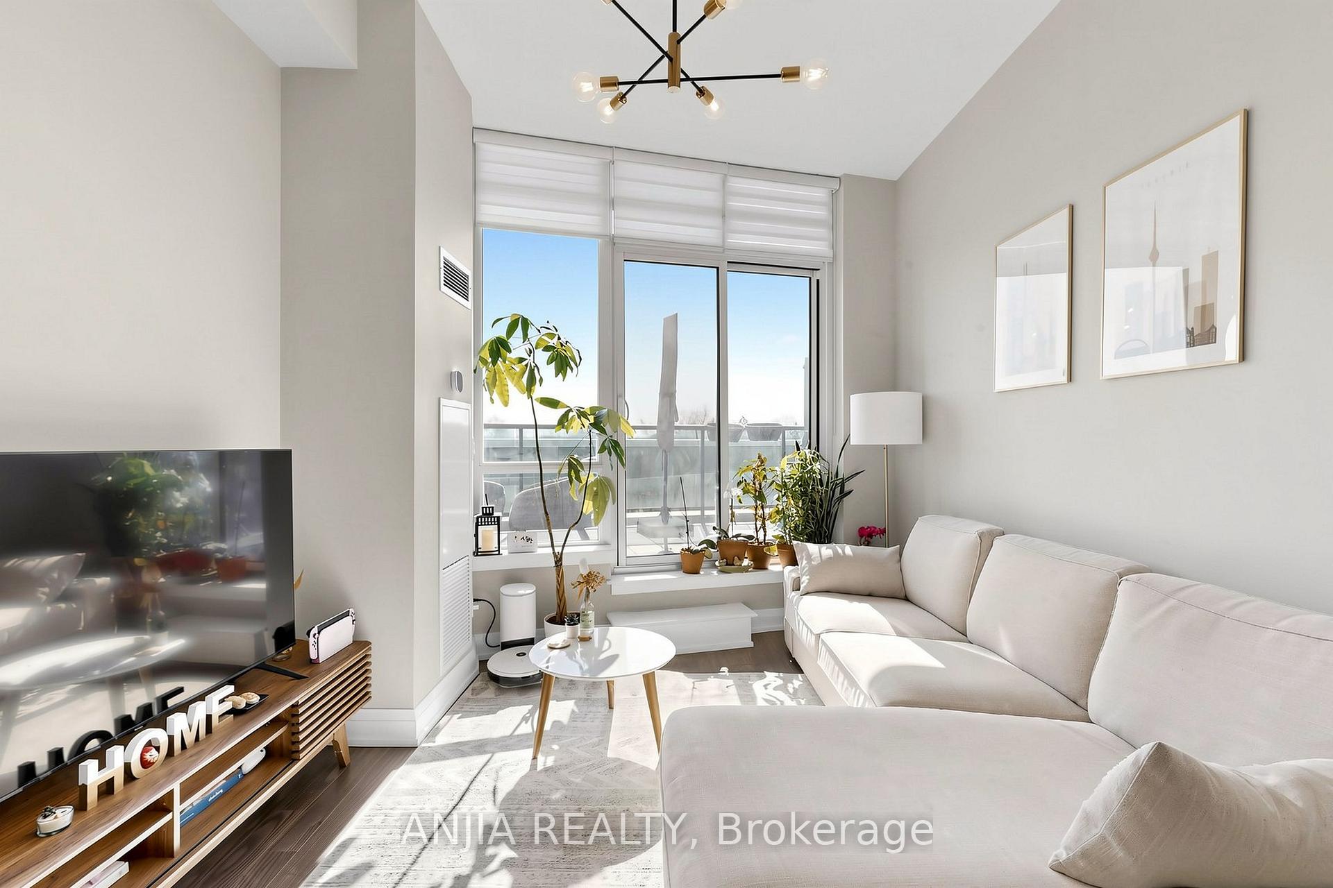 331 - 7161 Yonge Street Markham Ontario Canada Sale residential   HomeLife Top Star Realty Inc., Brokerage *