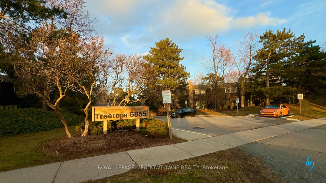 14 - 6855 Glen Erin Drive Mississauga Ontario Canada Sale residential Chris Allen,B.A. RE/MAX REALTY ENTERPRISES INC.