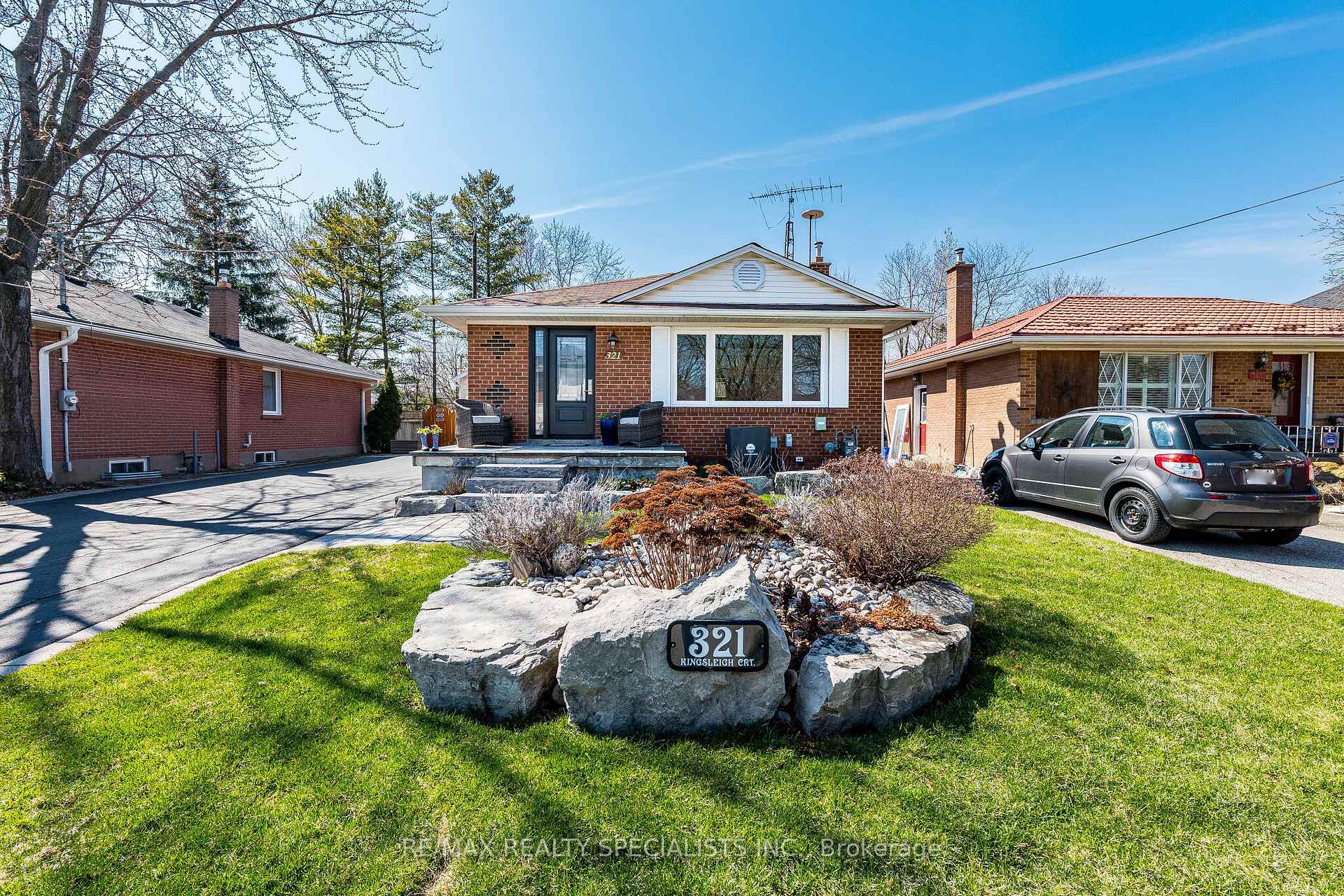 321 Kingsleigh Court Milton Ontario Canada Sale residential Gagan Dhah RE/MAX REALTY SPECIALISTS INC. Brokerage*
