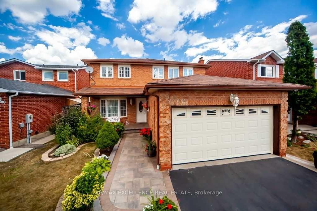 30 Ballycastle Crescent Brampton Ontario Canada Sale residential DEV PATEL RE/MAX EXCELLENCE REAL ESTATE BROKERAGE