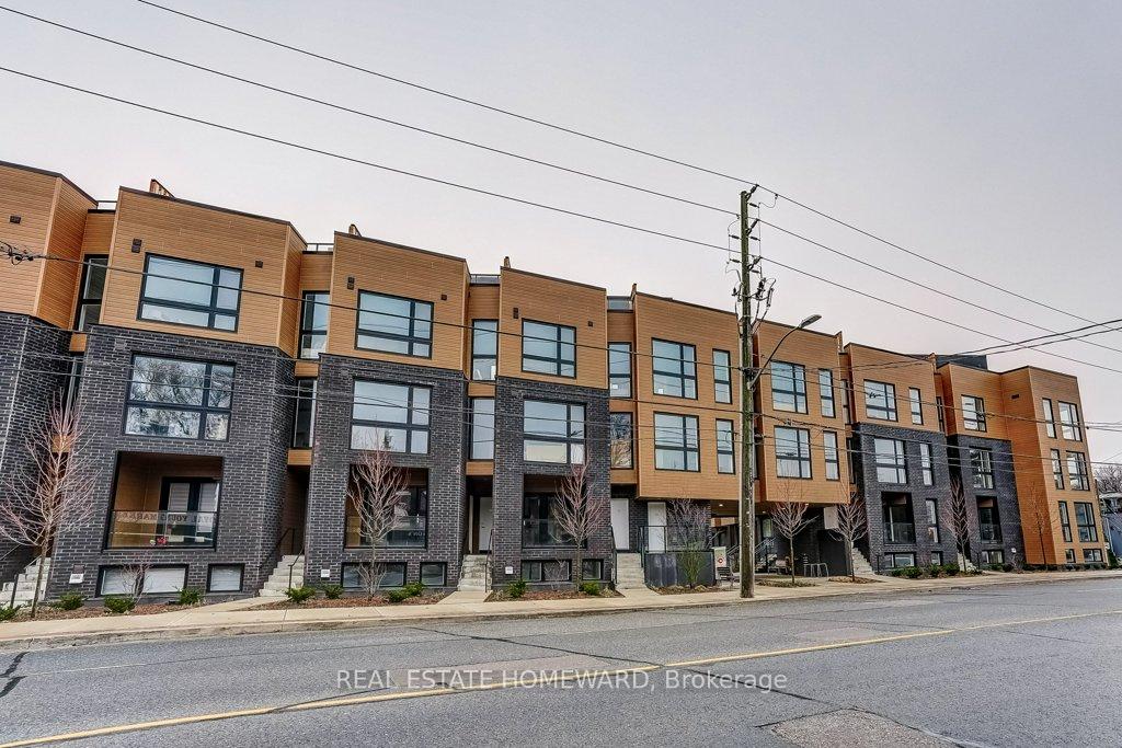 16 - 35 Birchcliff Avenue Toronto Ontario Canada Sale residential Heather Mackenzie Skybound Realty, Brokerage 