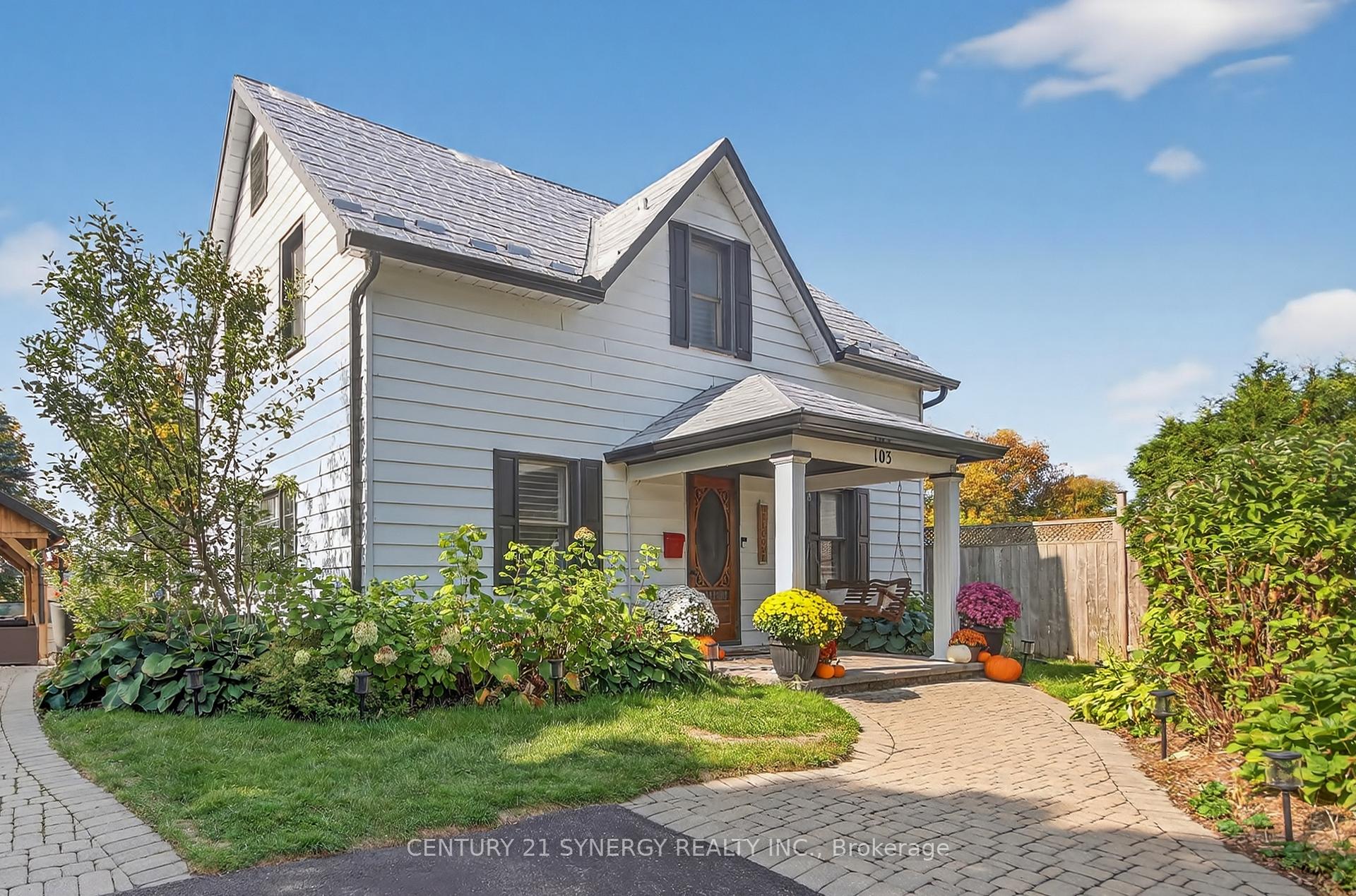 103 Queen Charlotte Street Ottawa Ontario Canada Sale residential Henga Nayeri Right at Home Realty, Brokerage*