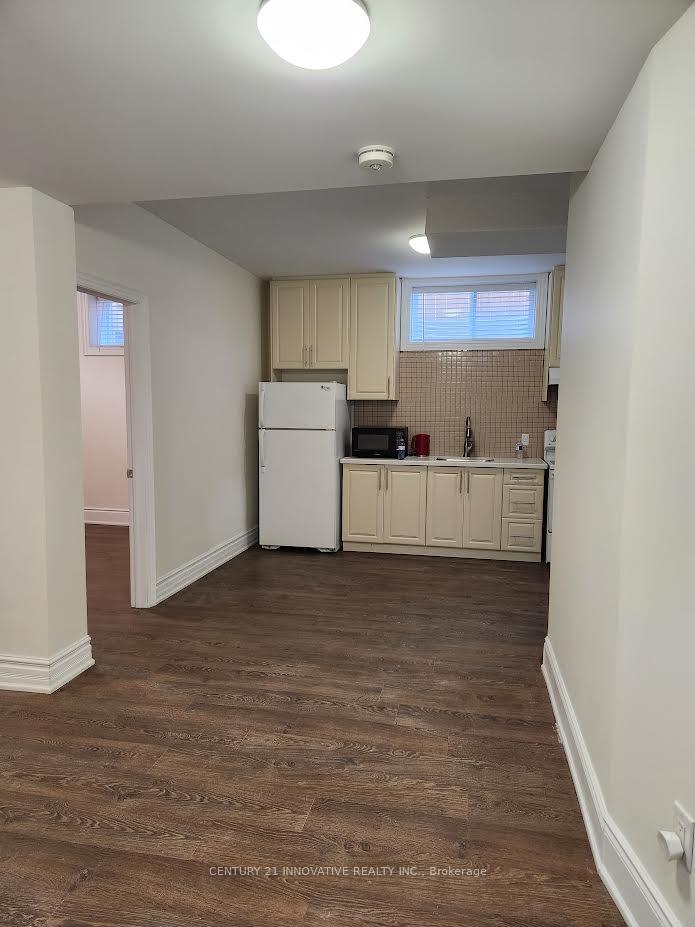 33 Scarborough Golf Club Road Toronto Ontario Canada Rent residential Sam Mukherjee Century 21 Innovative Realty Inc., Brokerage *