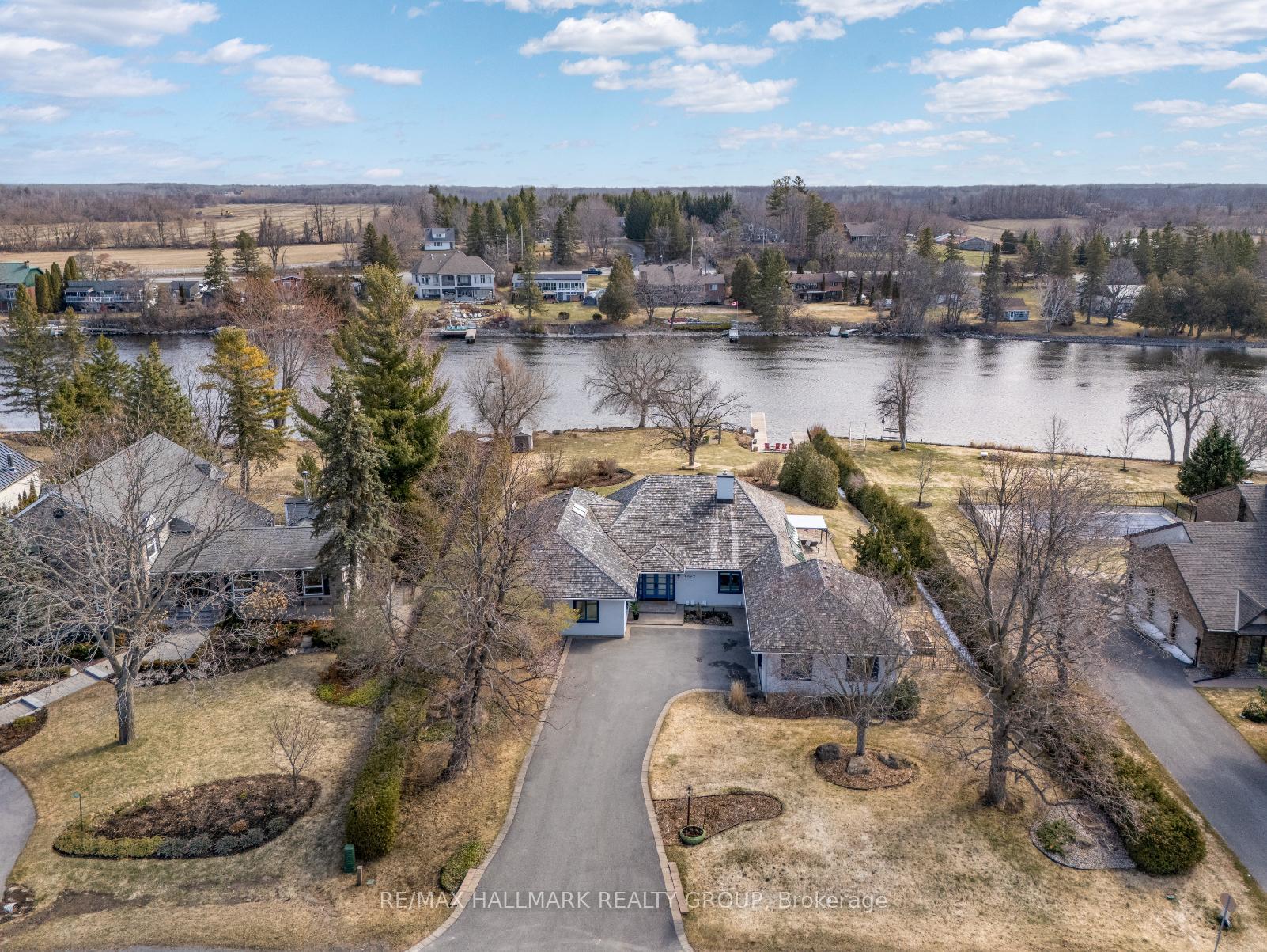 5567 South Island Park Drive Ottawa Ontario Canada Sale residential   Colleen Lyle Real Estate Team