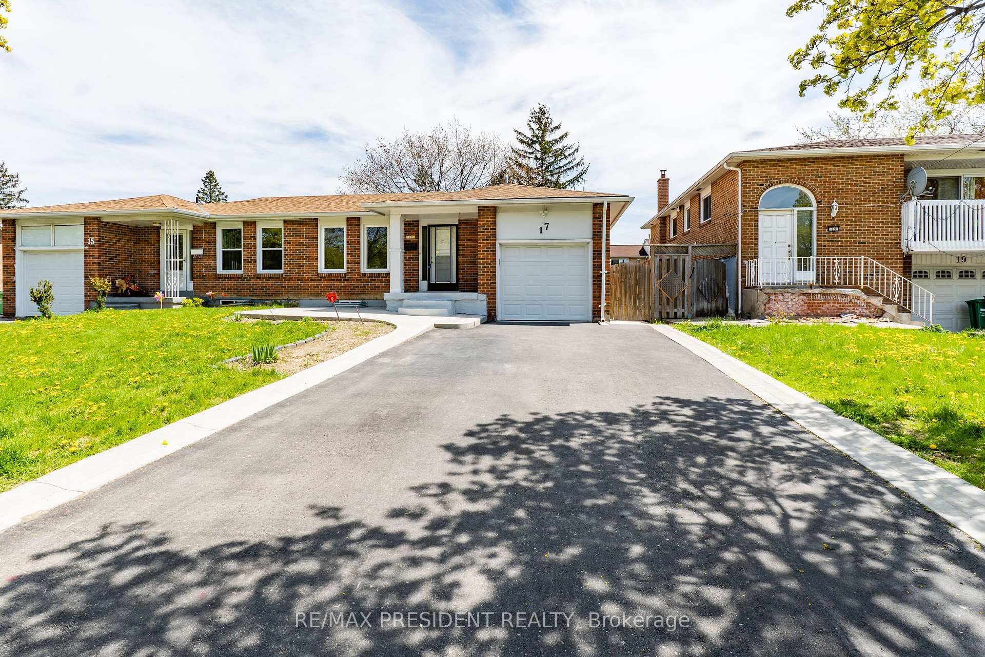 (Upper) - 17 Manitou Crescent Brampton Ontario Canada Rent residential Raj Sekhon RE/MAX President Realty