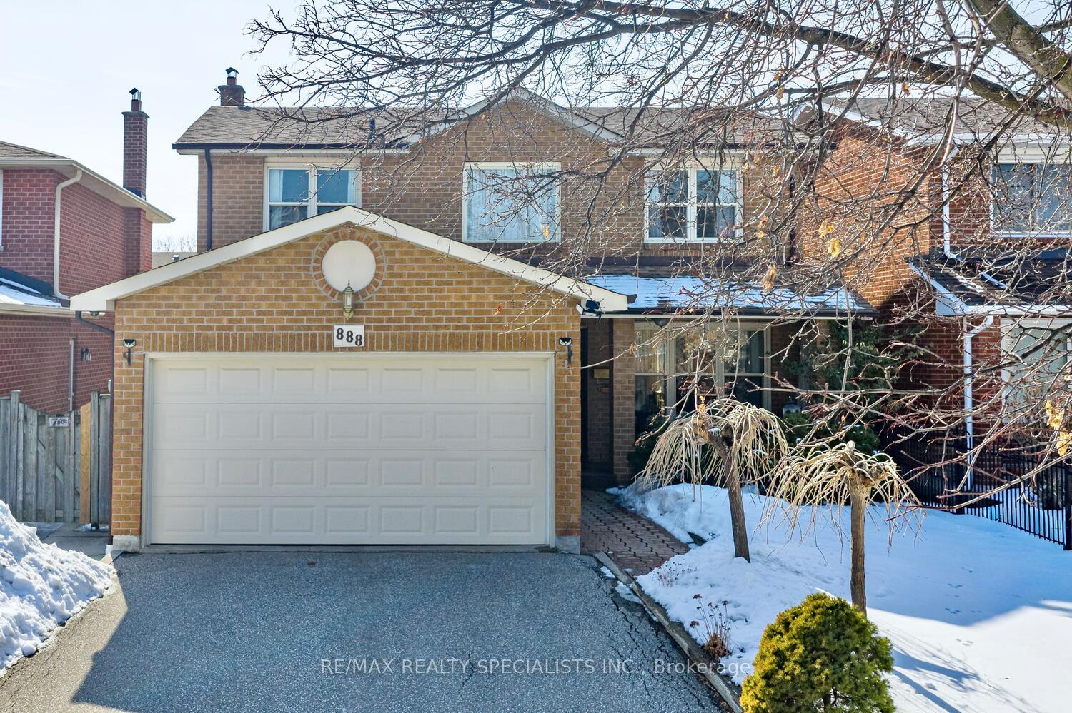 888 Messenger Meadow Drive Mississauga Ontario Canada Sale residential Themton Irani RE/MAX Realty Specialists Inc., Brokerage *