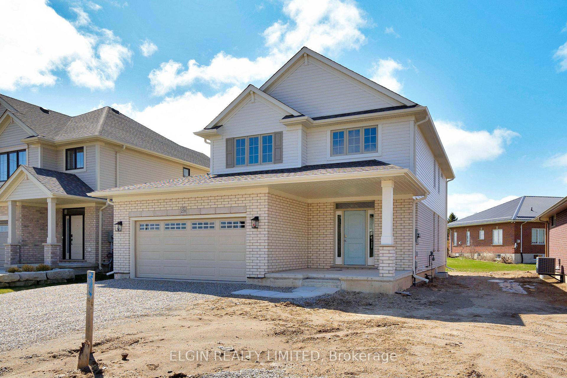 258 Renaissance Drive St. Thomas Ontario Canada Sale residential   Elgin Realty 